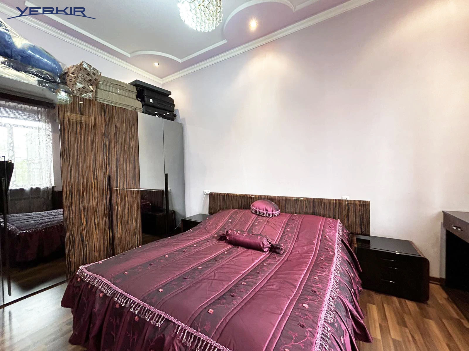 Բնակարաններ Կոդ` 5+217390