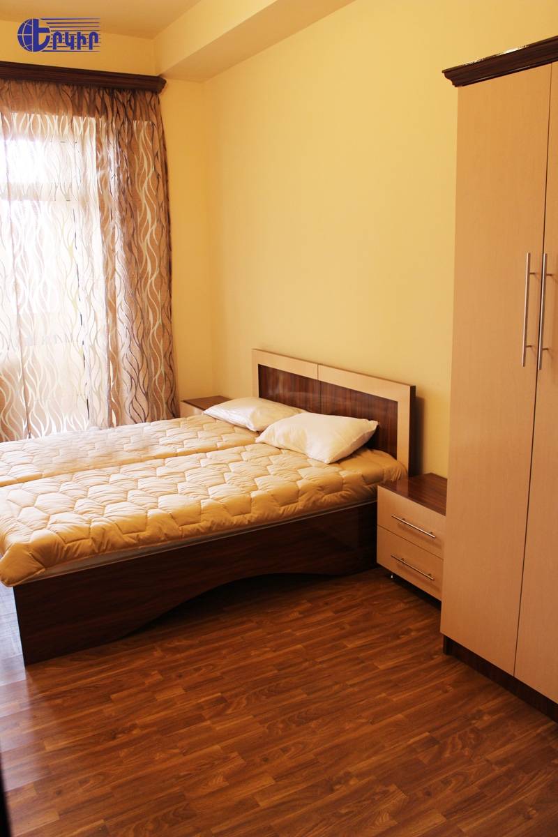 Բնակարաններ Կոդ` 10+213799