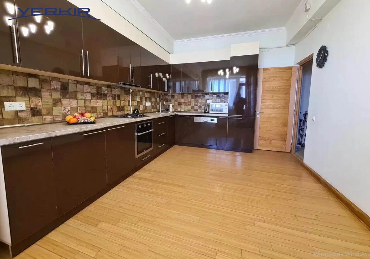 Apartments Code: 10+411308