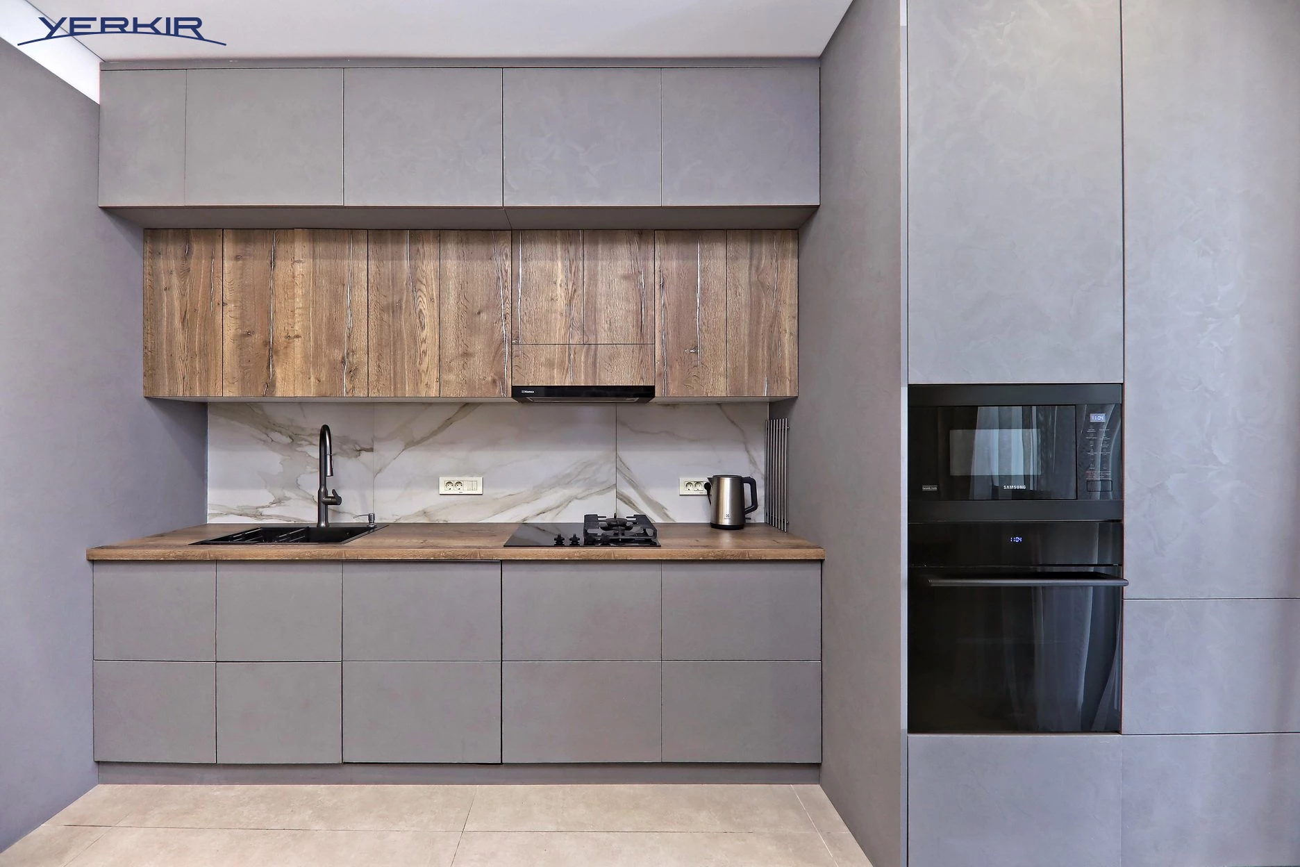 Apartments Code: 9+4425808