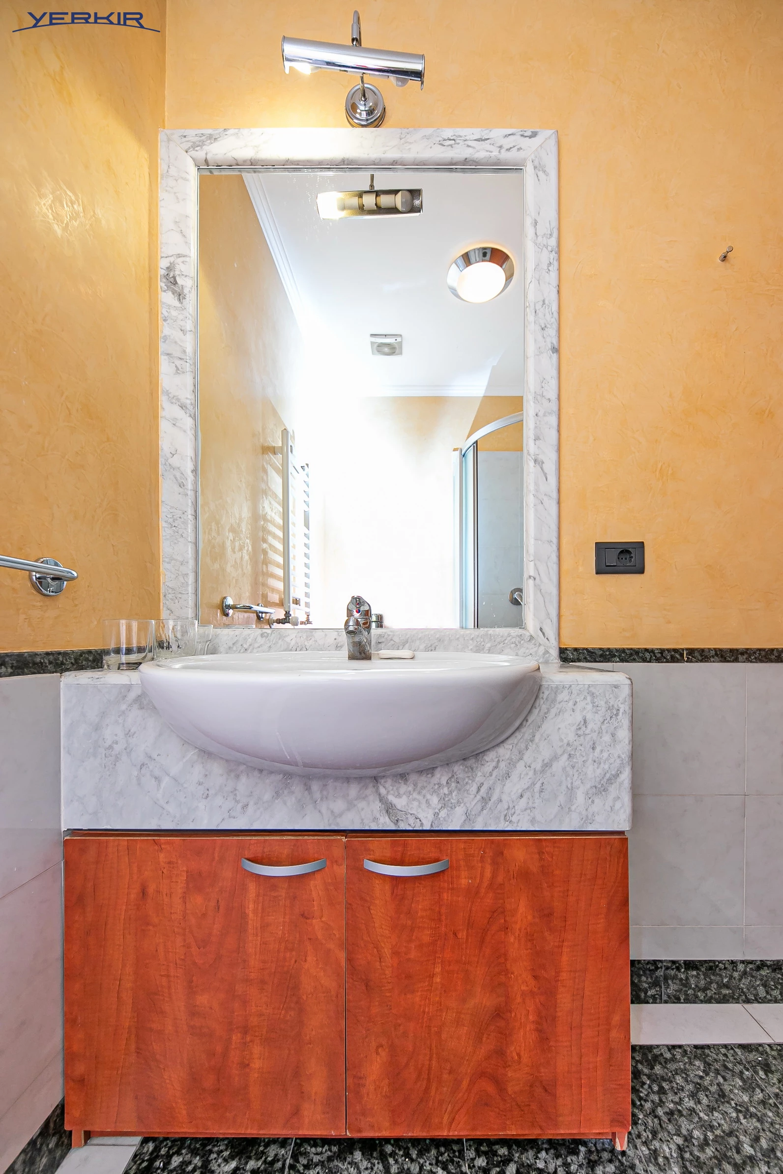 Квартиры Код 5+318404