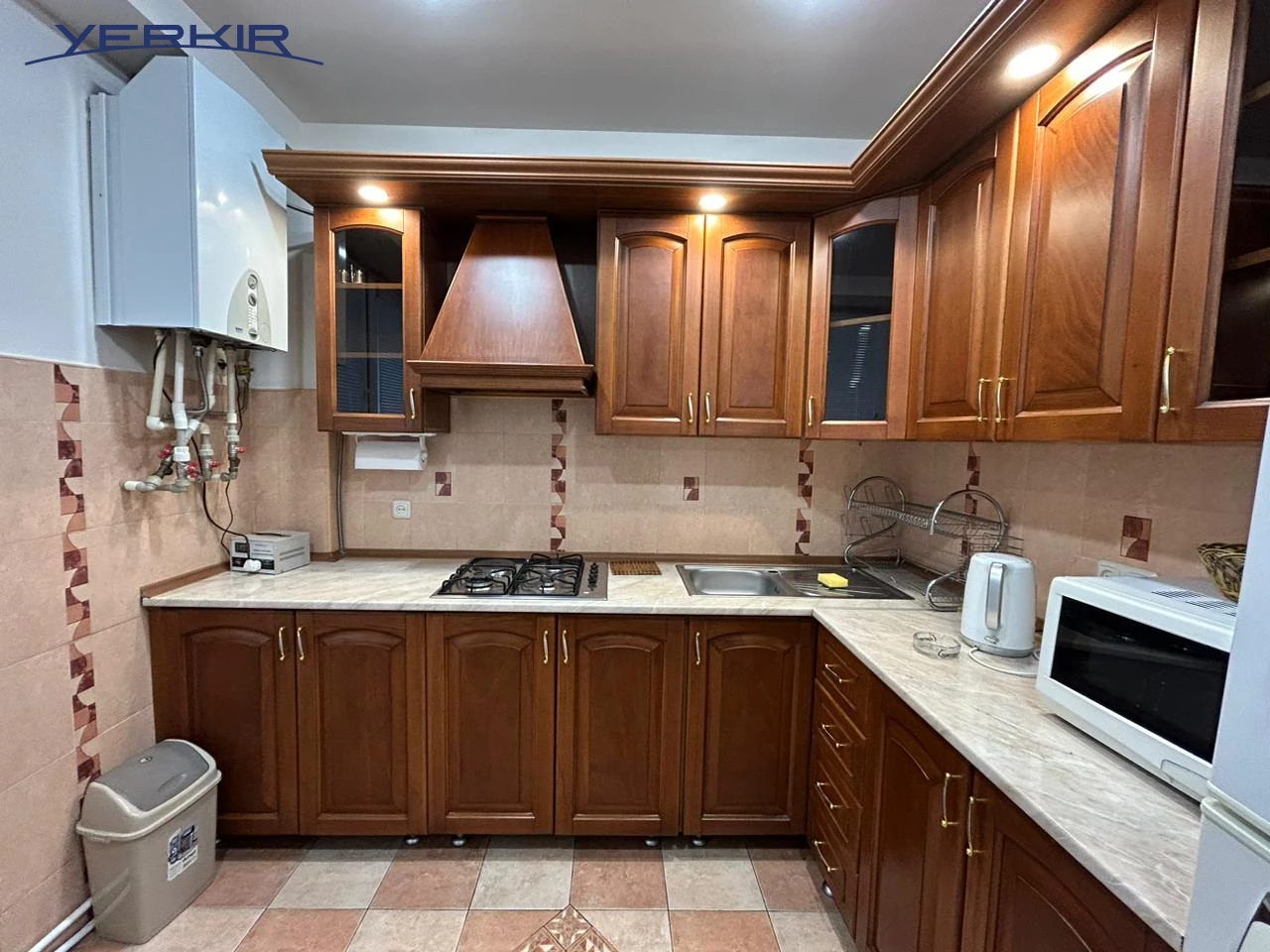 Բնակարաններ Կոդ` 5+10061