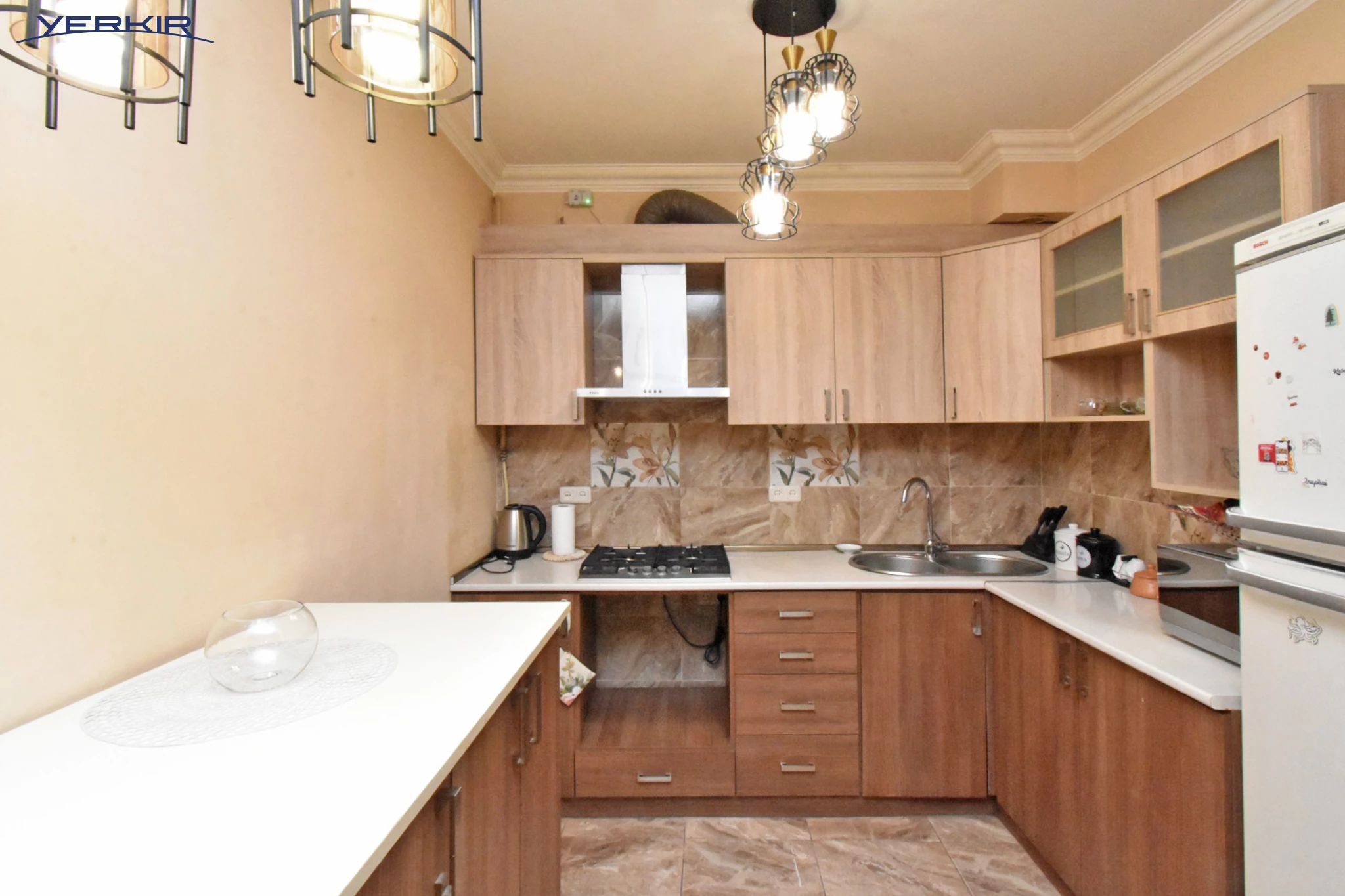 Apartments Code: 5+220703