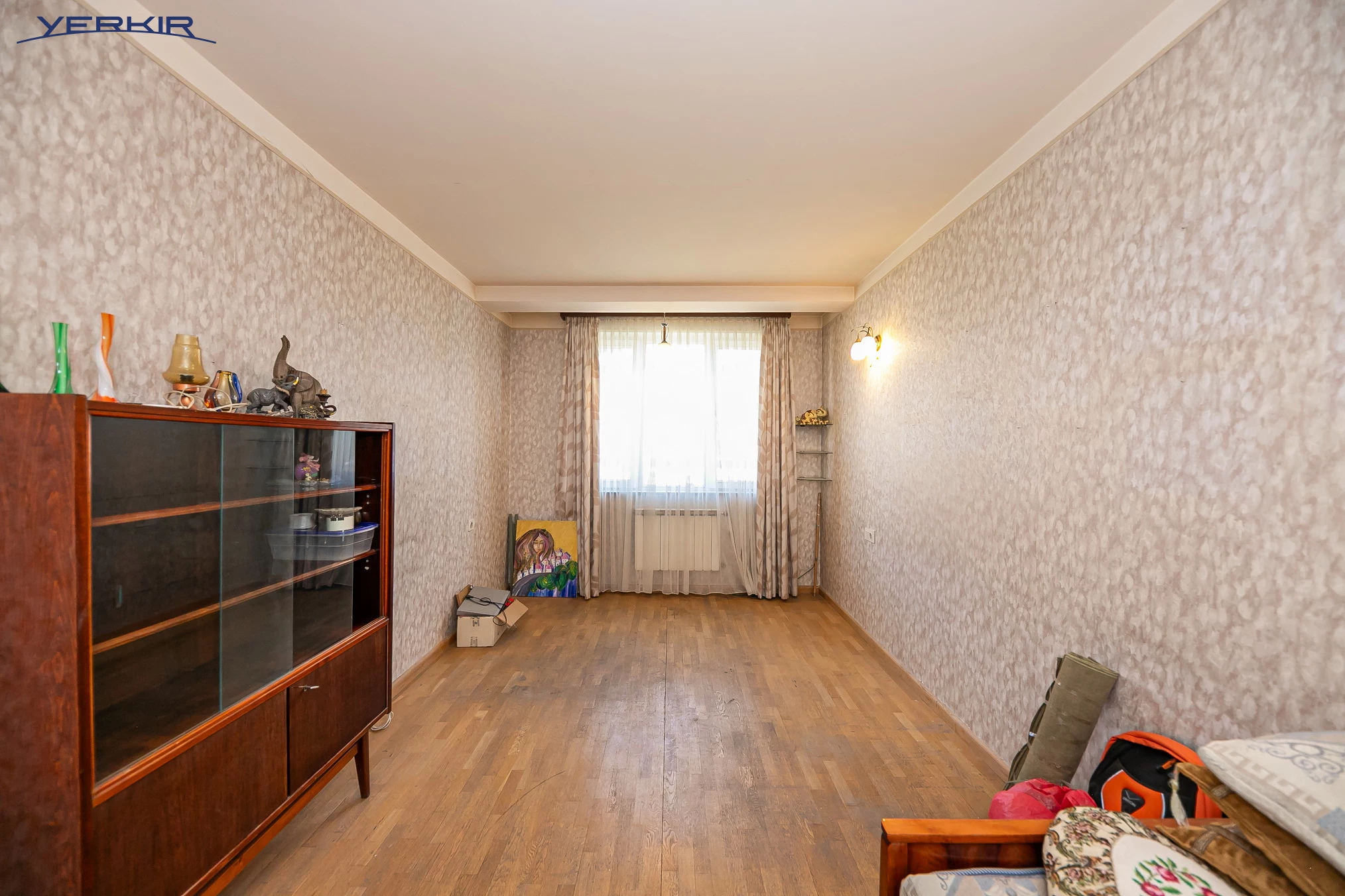 Բնակարաններ Կոդ` 5+819431