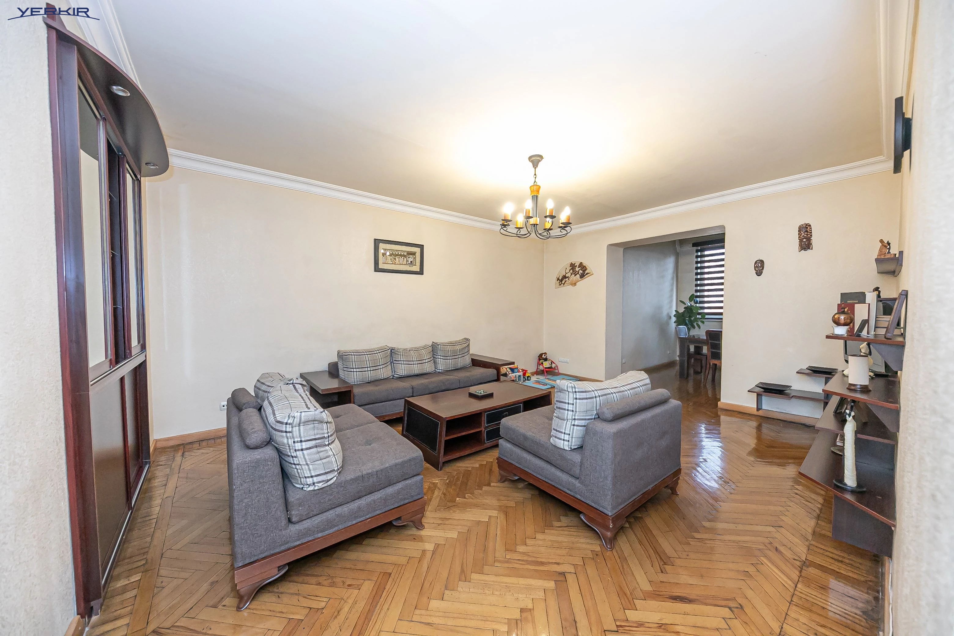 Բնակարաններ Կոդ` 2+819685