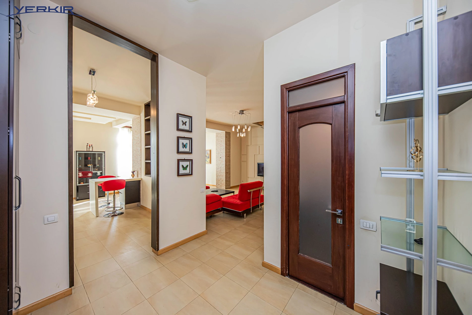 Apartments Code: 7+415049