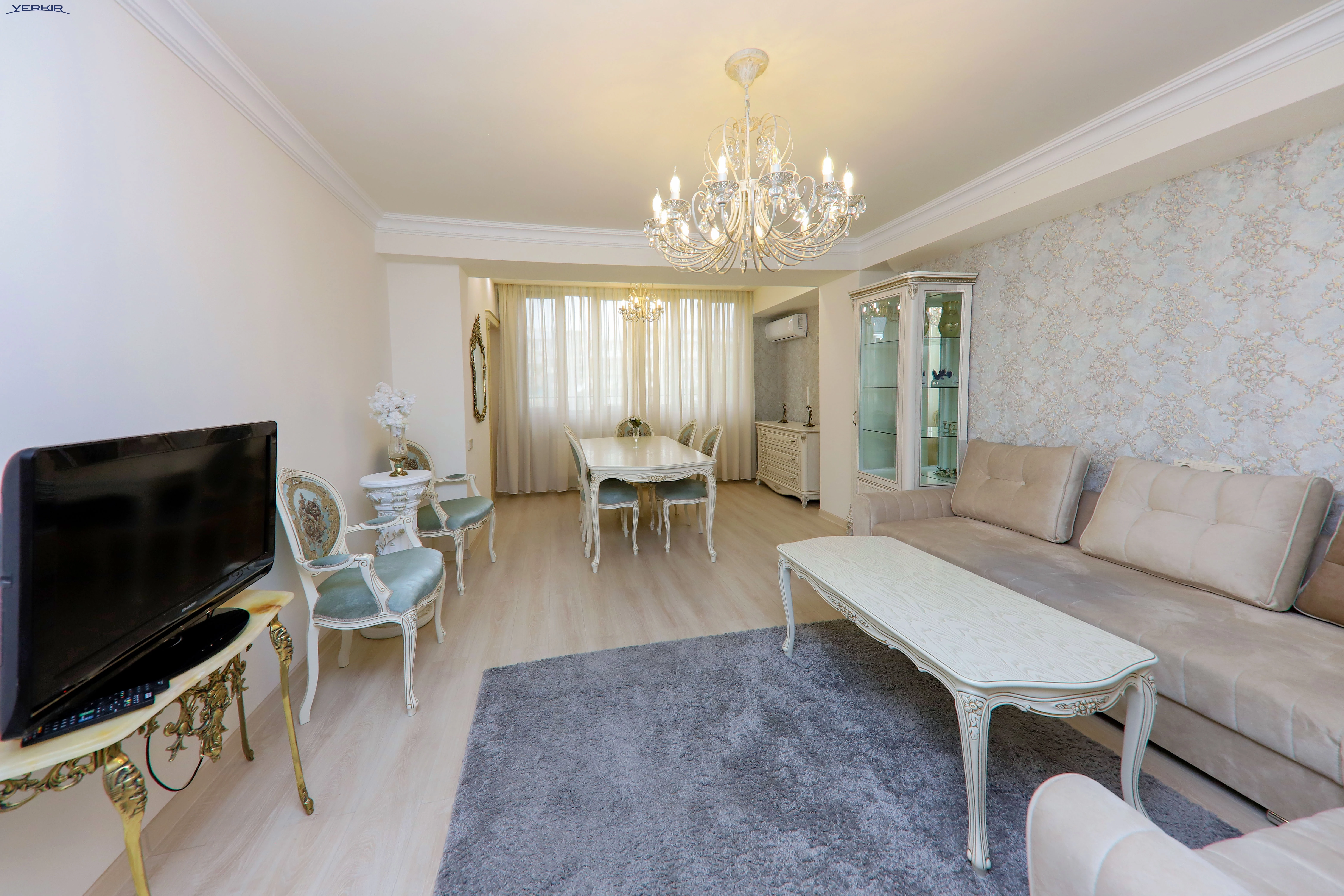 Բնակարաններ Կոդ` 5+310233