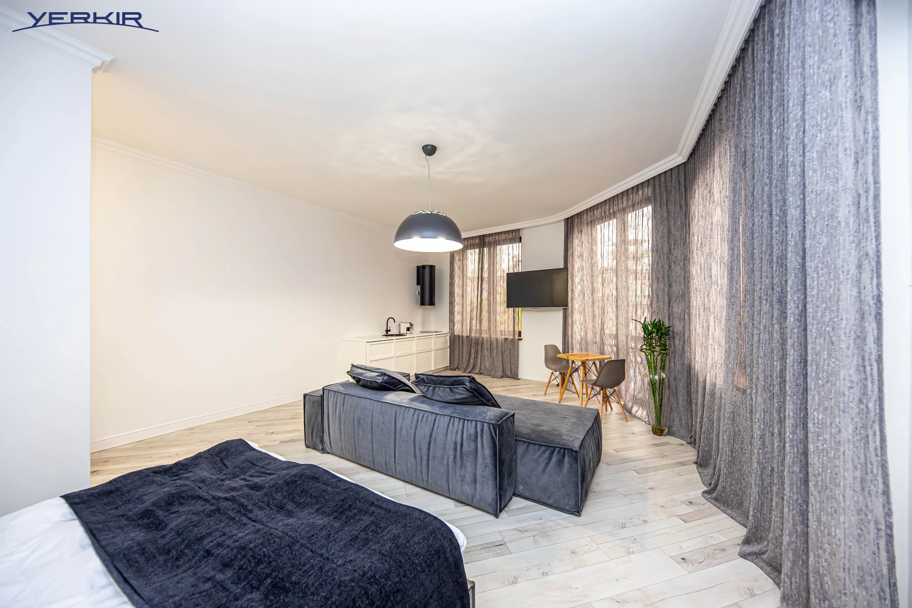 Apartments Code: 5+418467