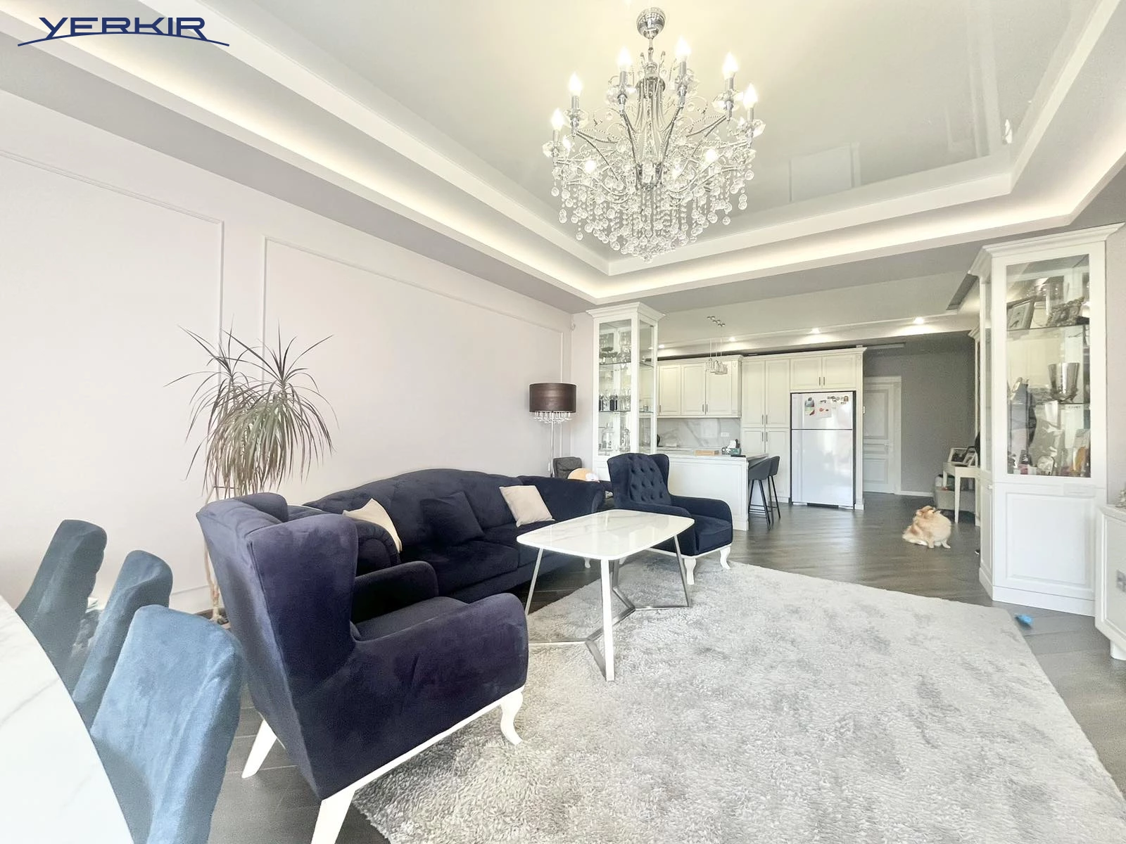 Apartments Code: 9+4260538