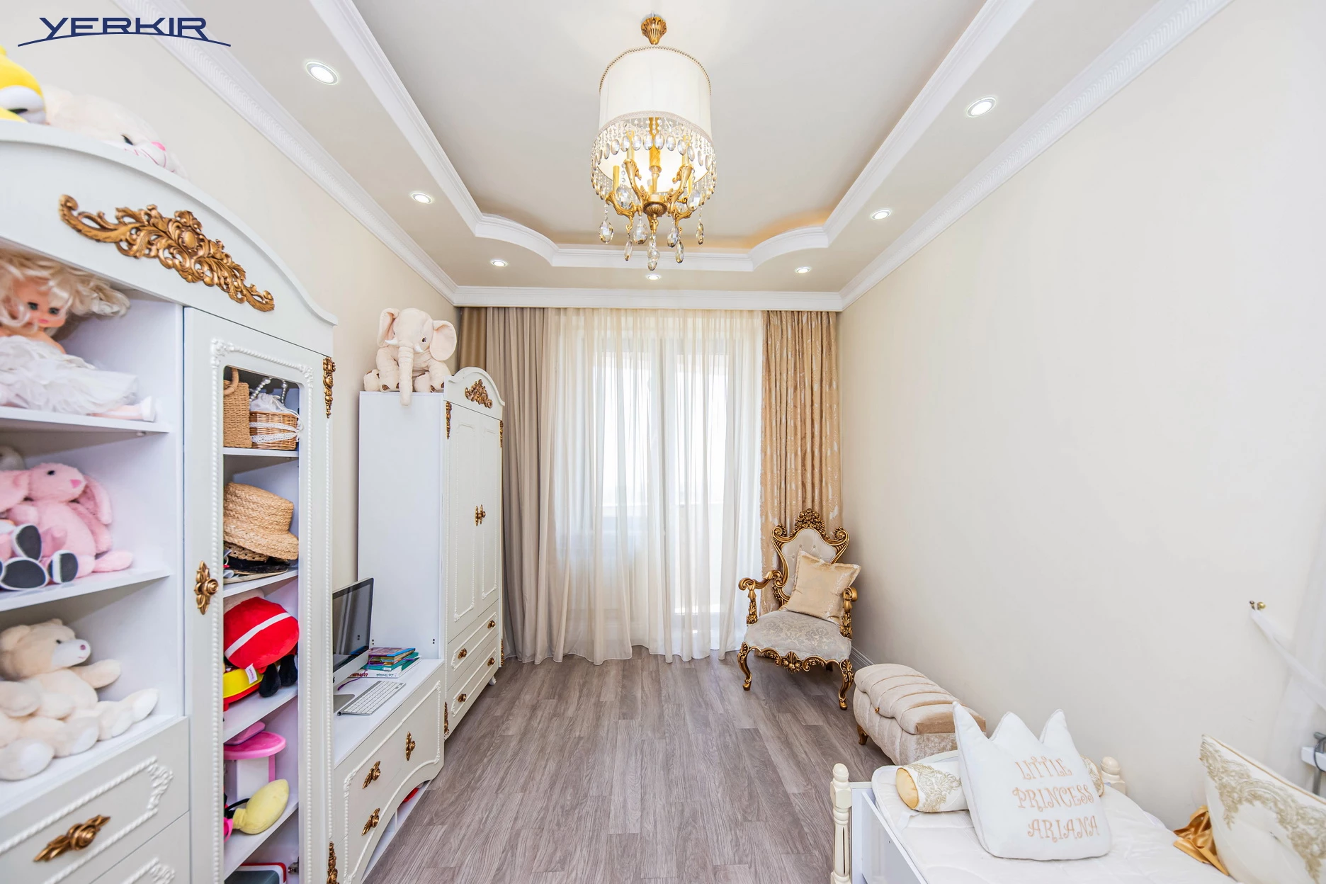 Apartments Code: 5+312159