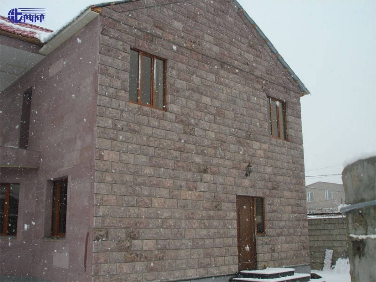 Առանձնատներ Կոդ` 6+50462