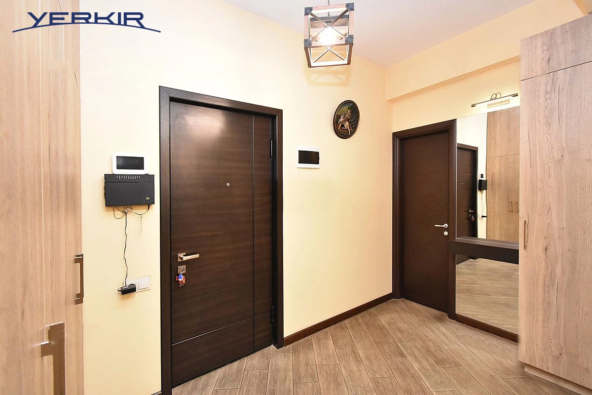 Բնակարաններ Կոդ` 3+406922