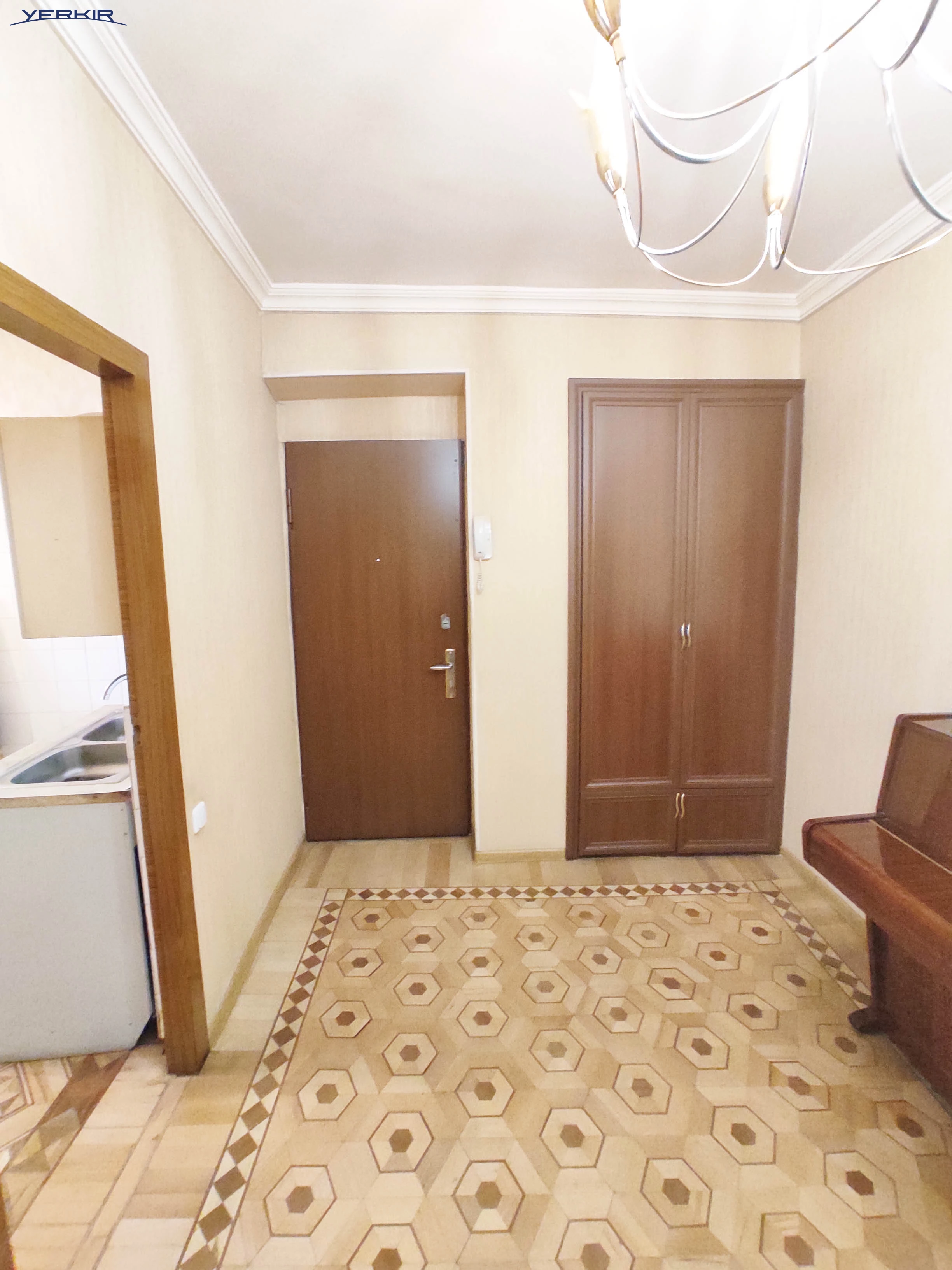 Apartments Code: 10+318934