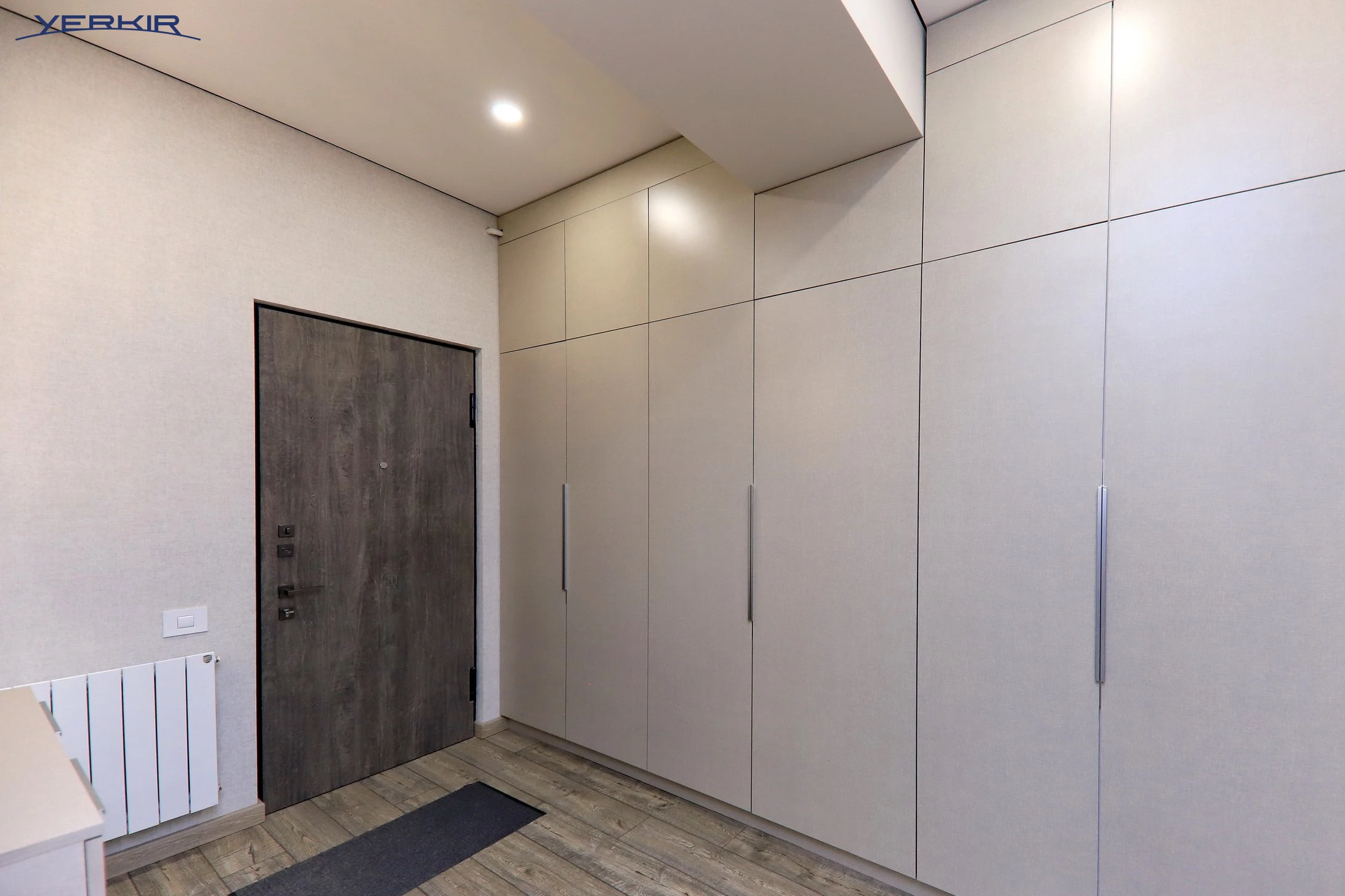 Apartments Code: 9+4161020