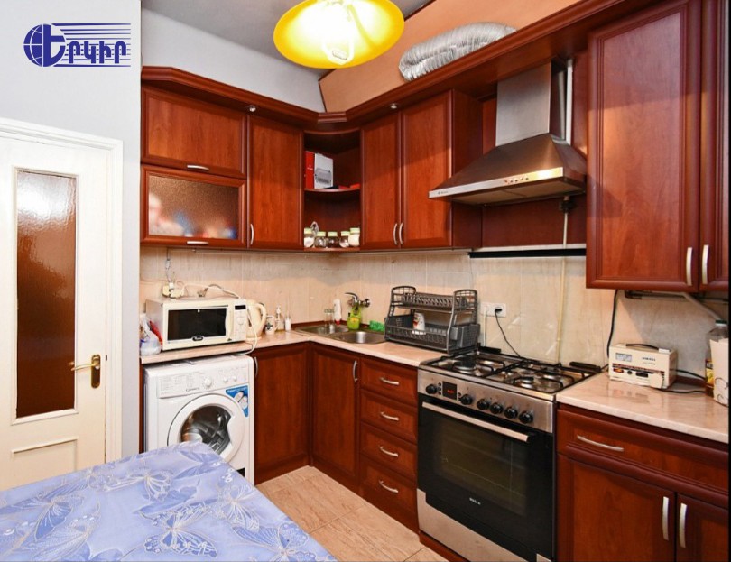 Apartments Code: 10+2471490