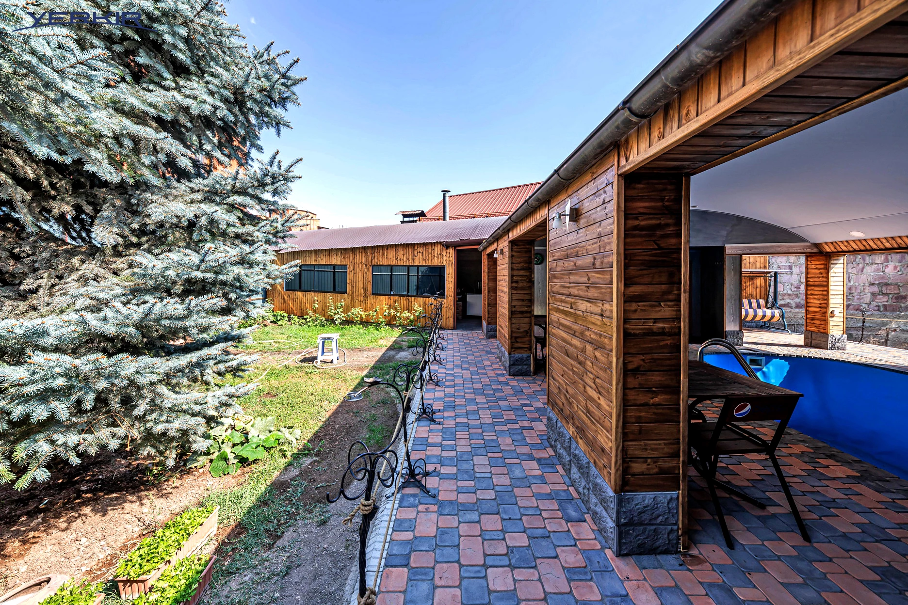 Houses Code: 3+513344