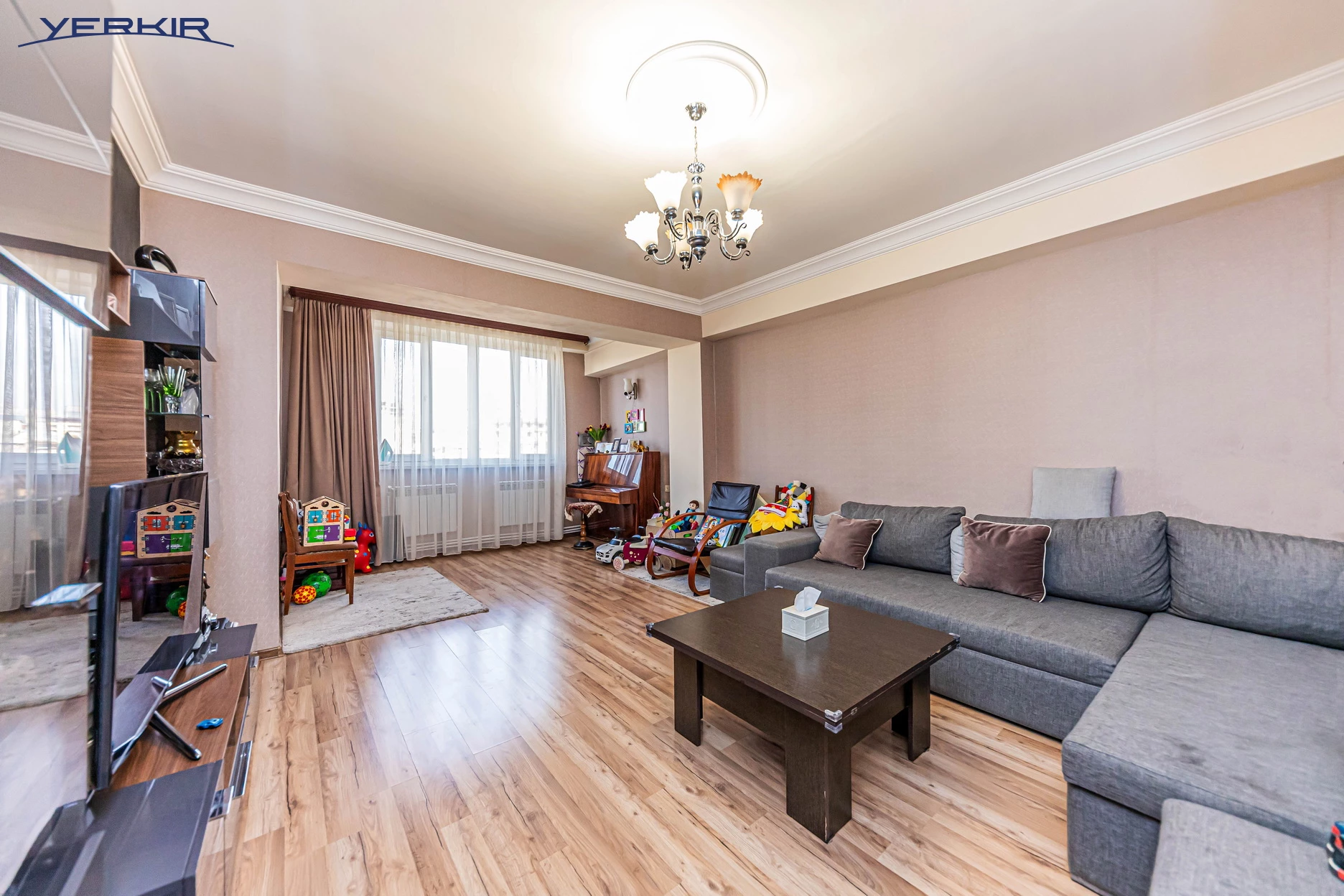 Apartments Code: 5+314882