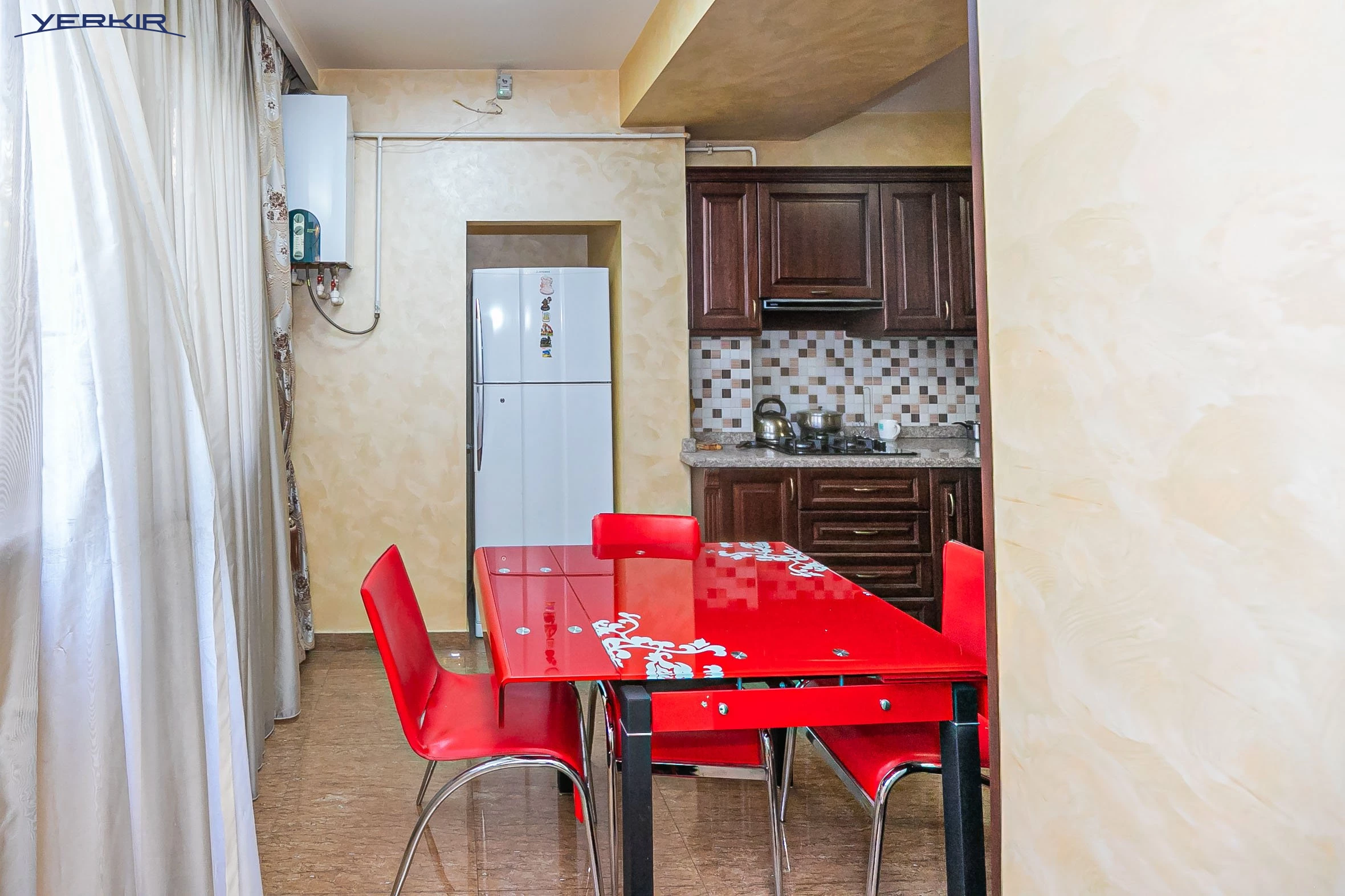 Բնակարաններ Կոդ` 9+4623806