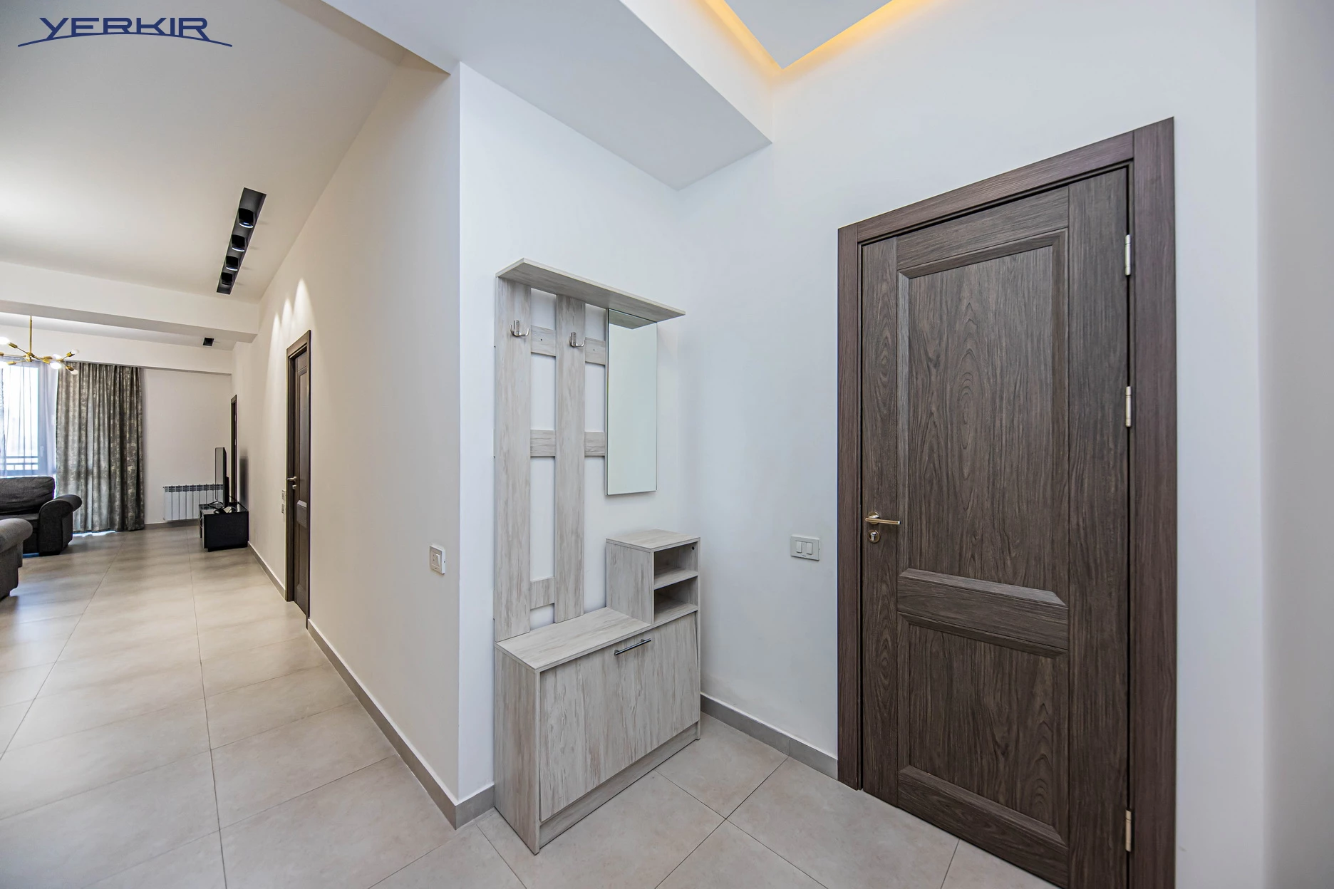 Բնակարաններ Կոդ` d+5+214817