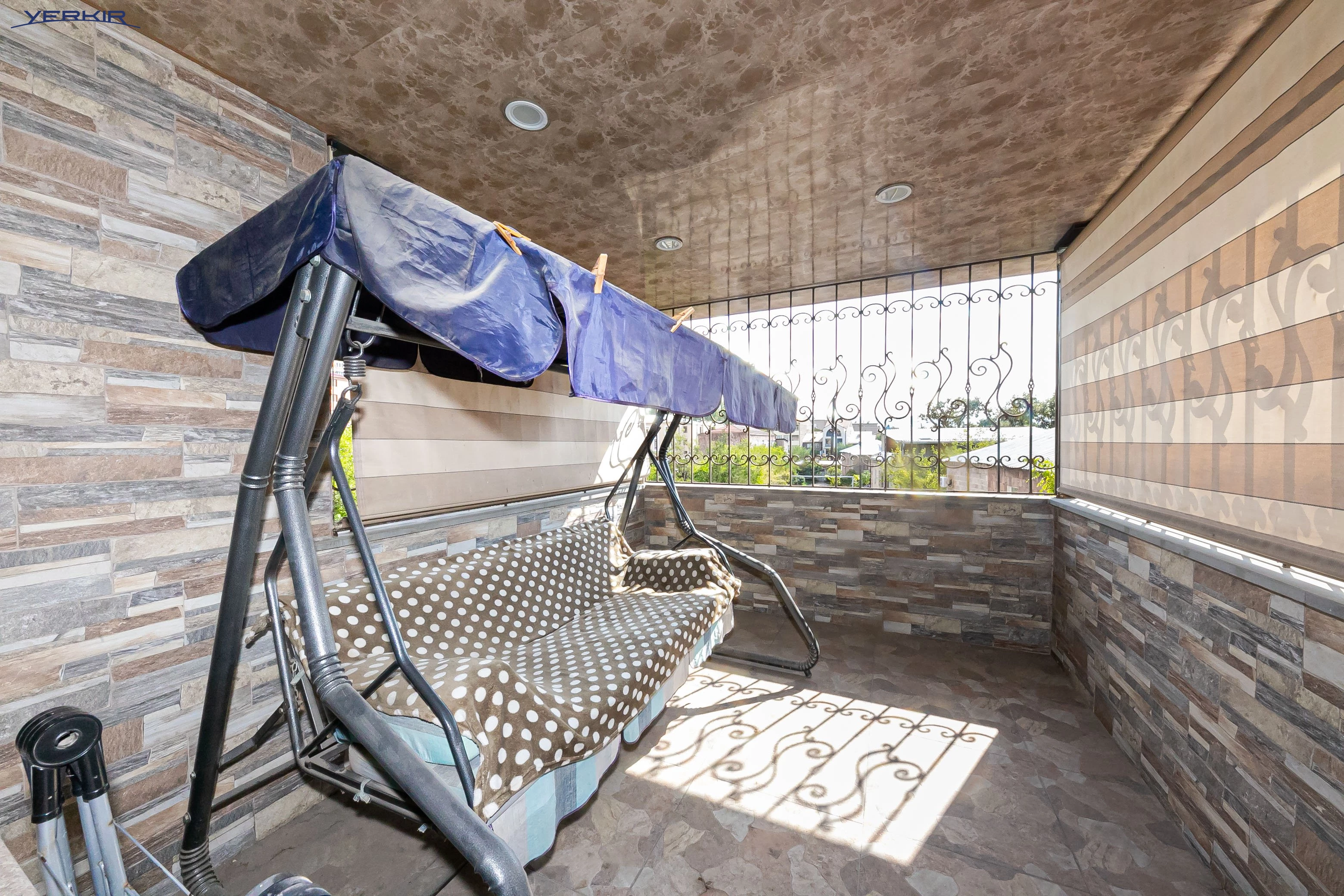 Բնակարաններ Կոդ` 9+4623806