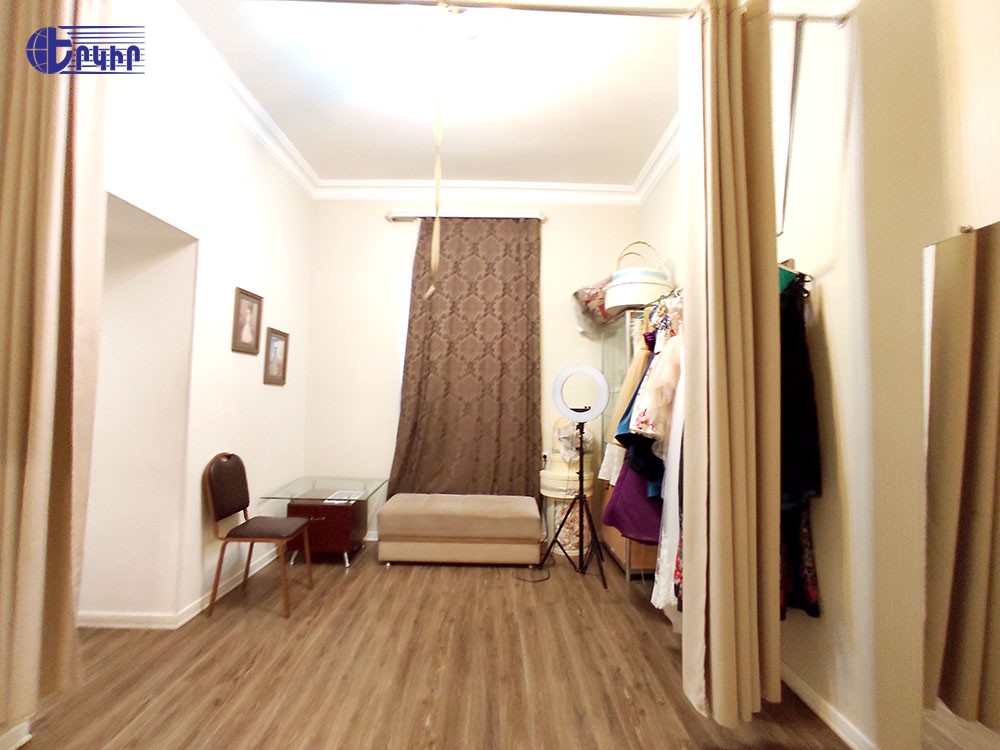 Կոմերցիոն Տարածքներ Կոդ` 8+90661