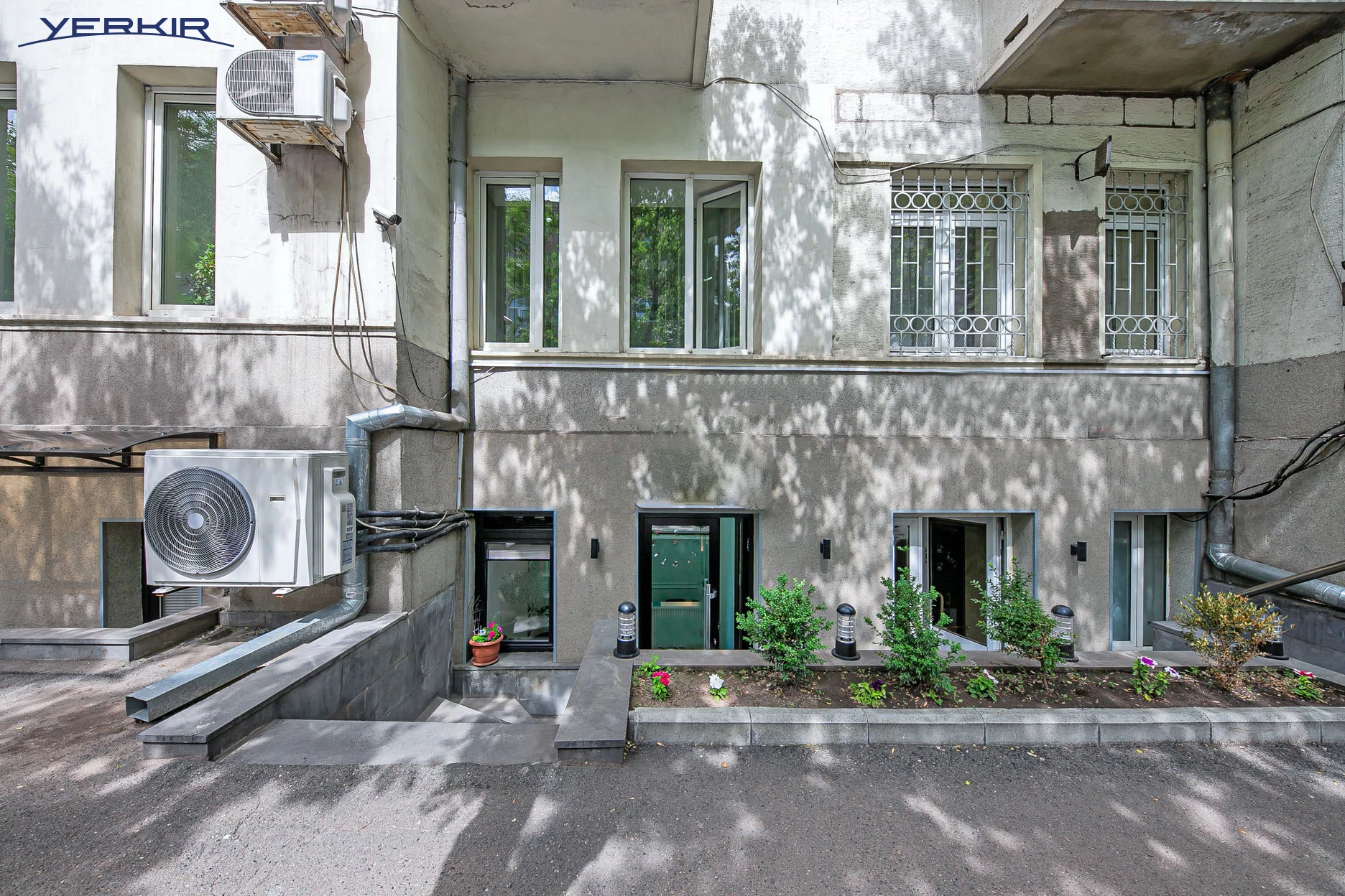 Коммерческие недвижимости Код 5+918152