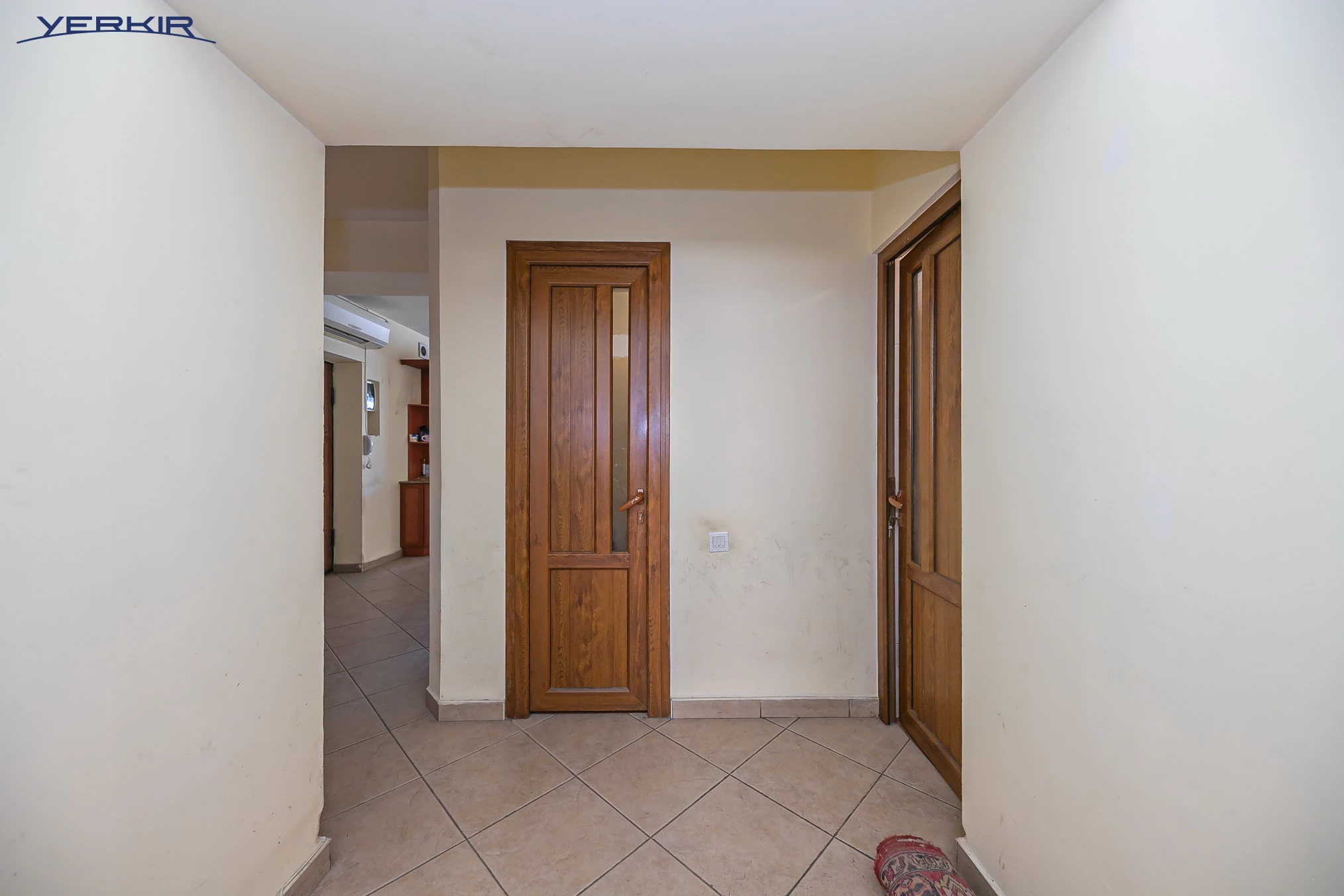 Apartments Code: 5+819431