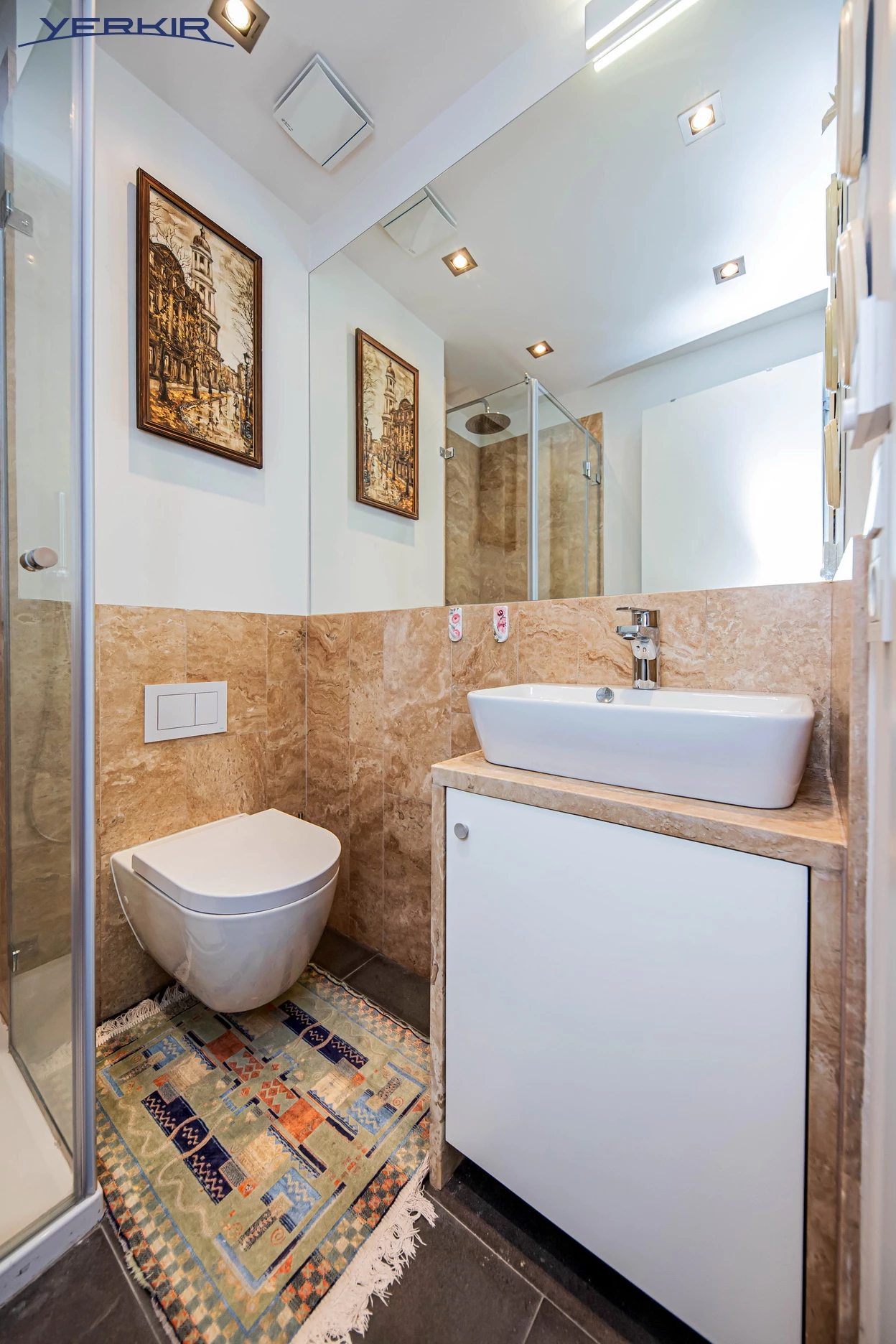 Apartments Code: 10+414072