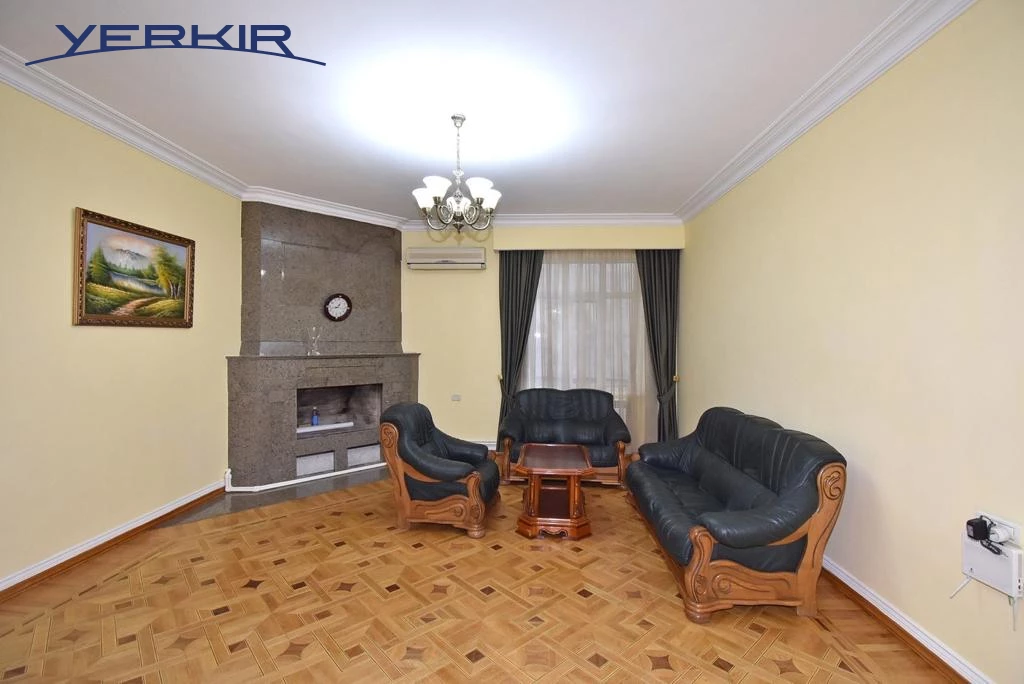 Apartments Code: 10+807970