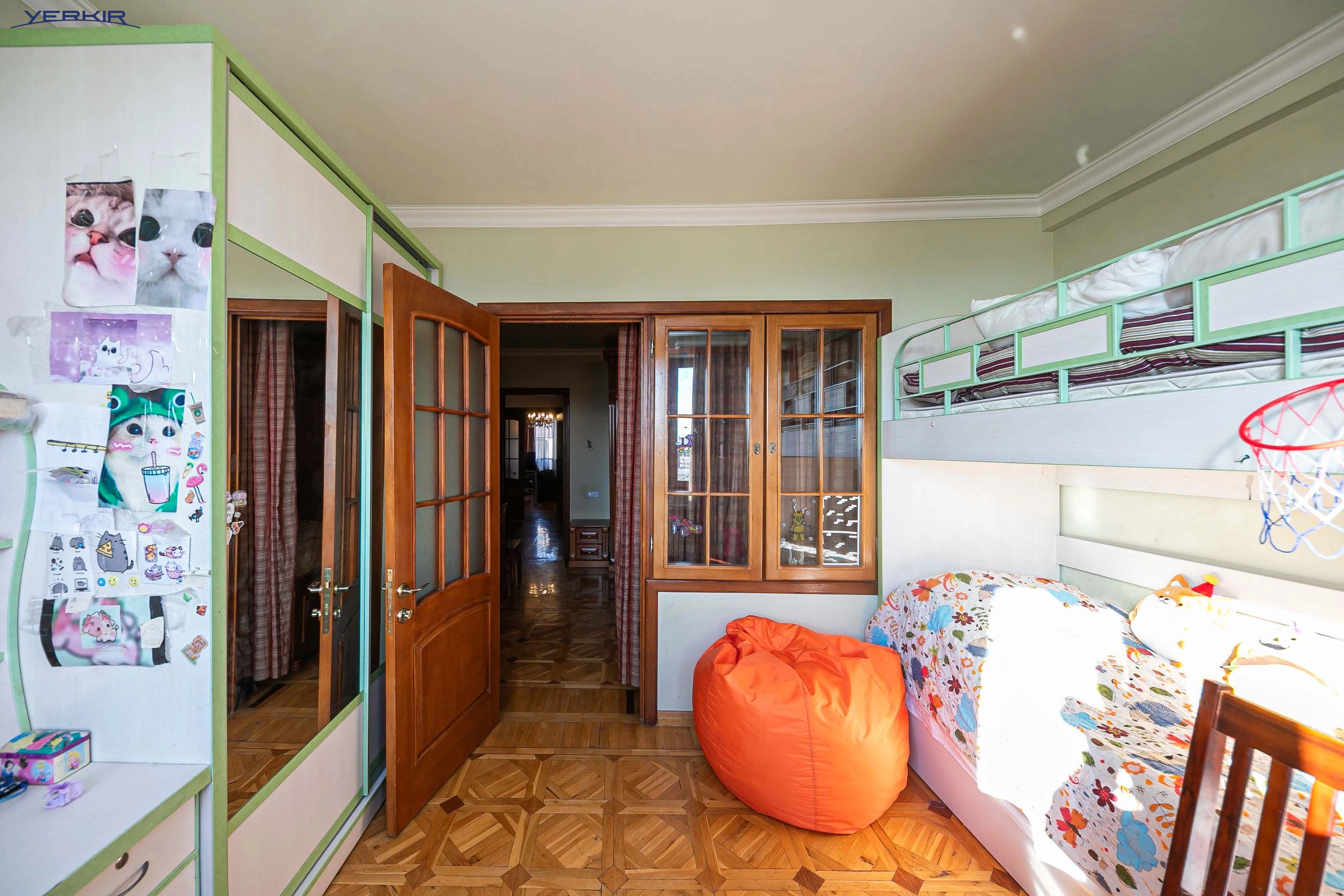 Բնակարաններ Կոդ` 9+2858223