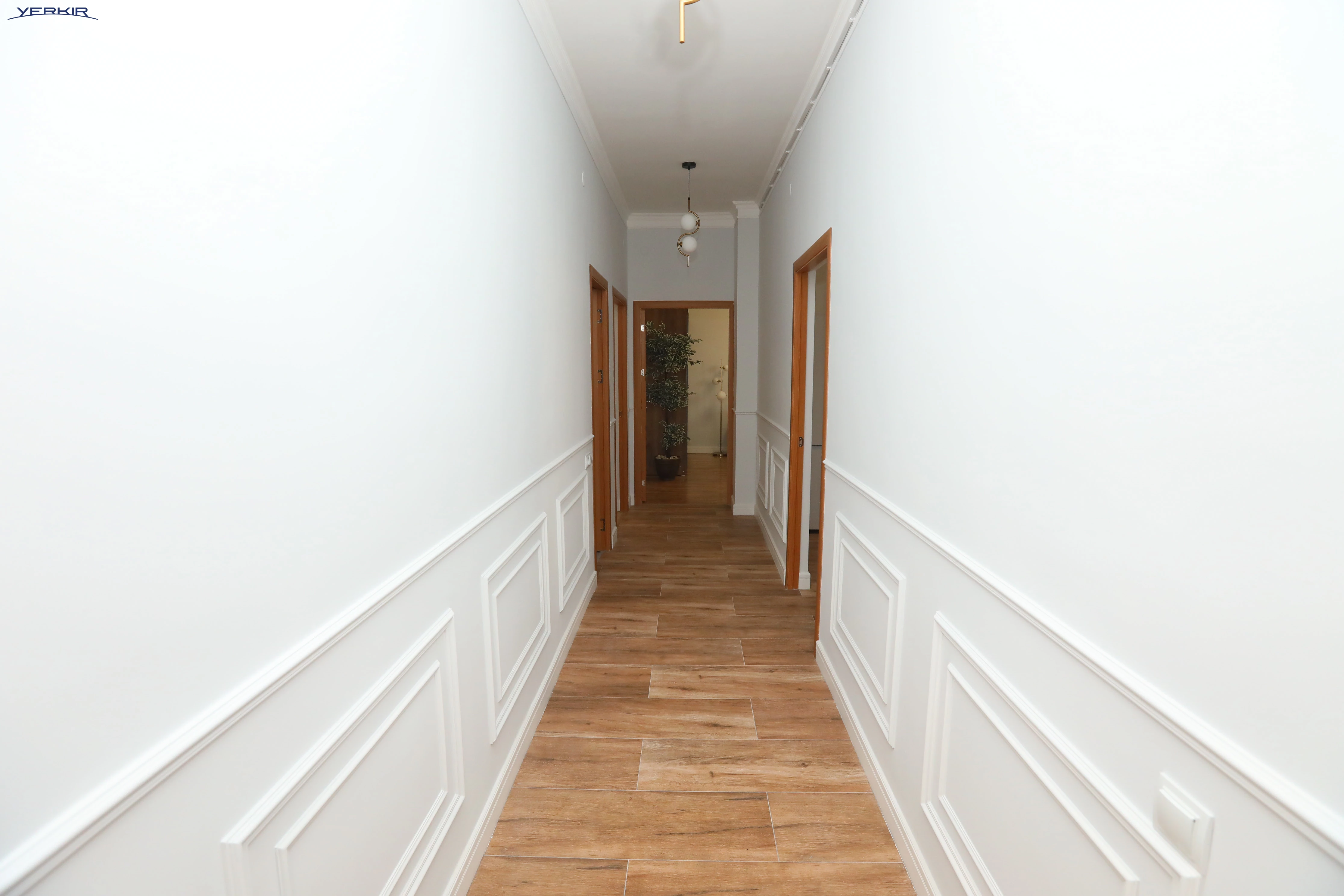 Apartments Code: 9+419769