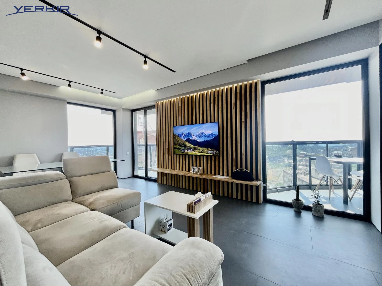 Բնակարաններ Կոդ` 3+319604