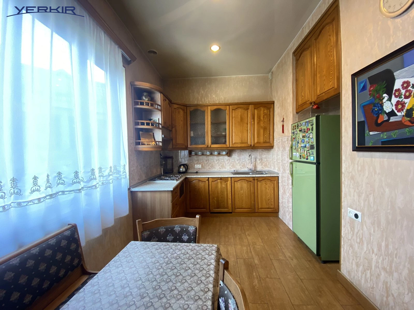 Բնակարաններ Կոդ` 5+315379