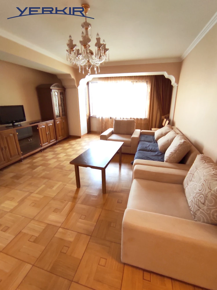 Բնակարաններ Կոդ` 4+306229