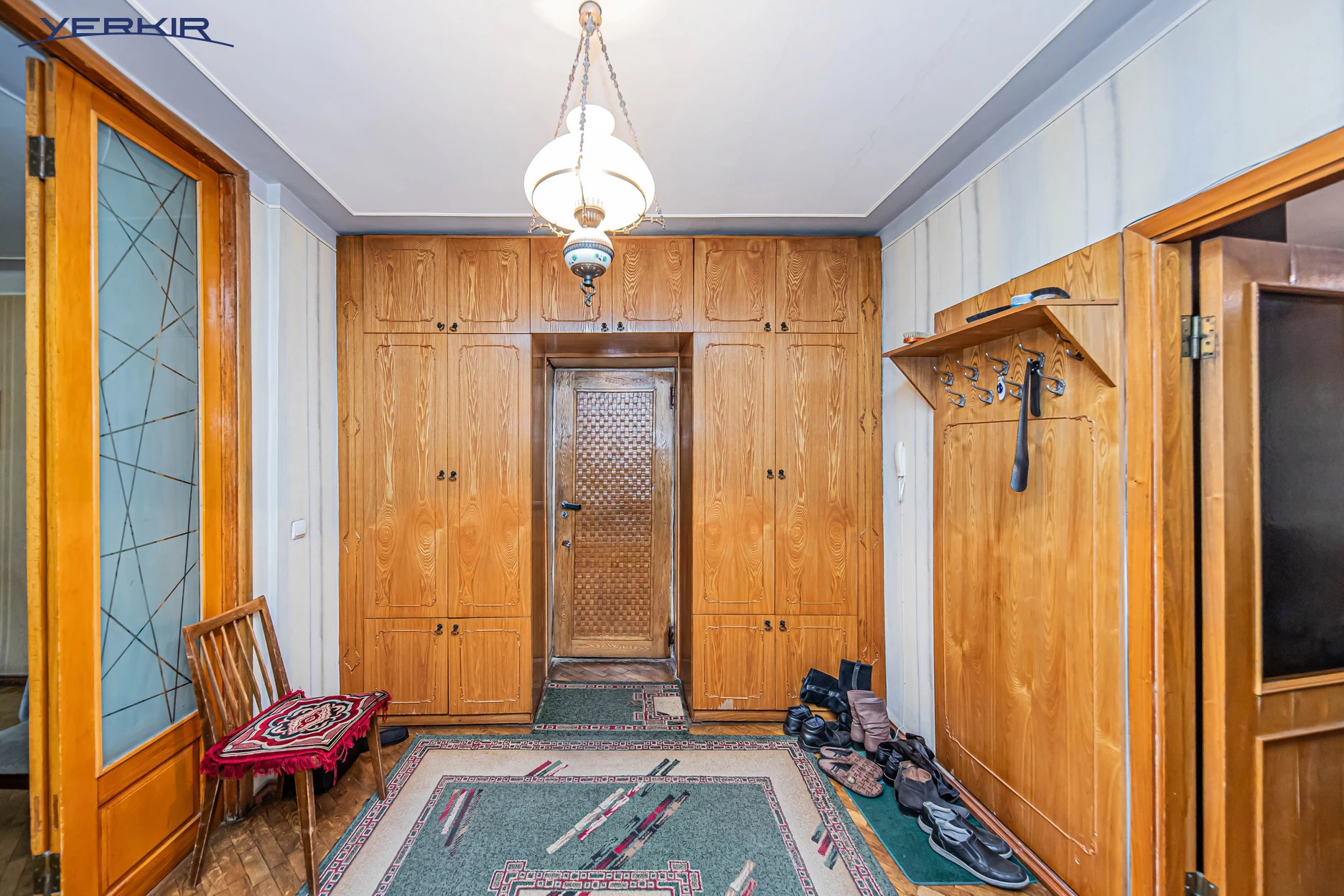 Apartments Code: 5+3349843