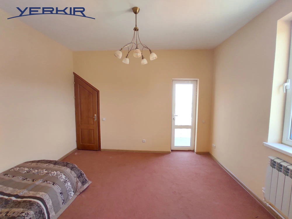 Առանձնատներ Կոդ` 3+505508