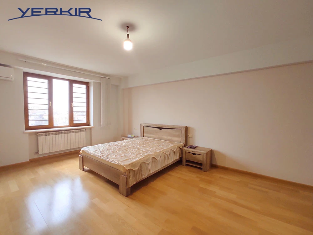 Apartments Code: 10+305740