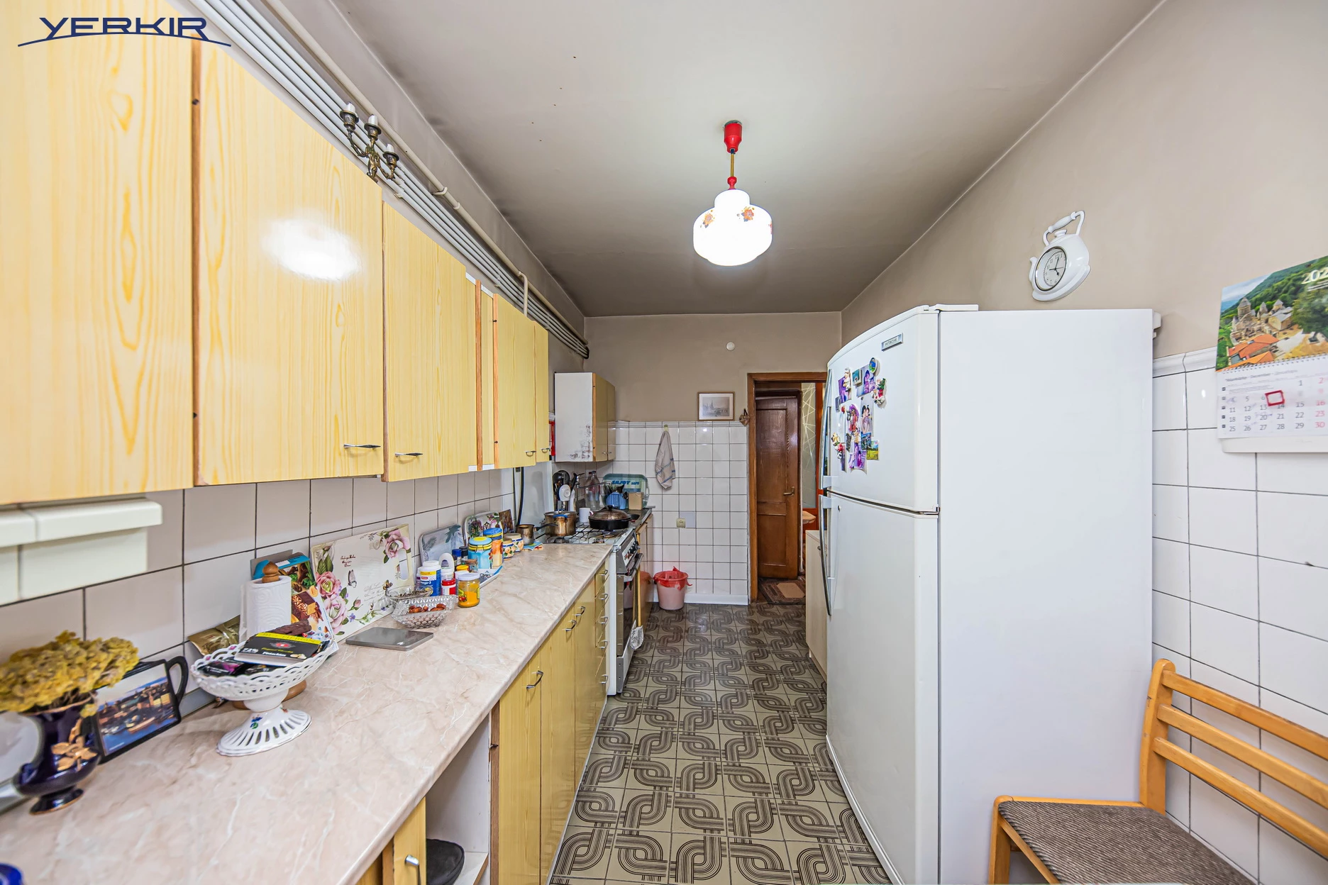 Apartments Code: 5+3349843