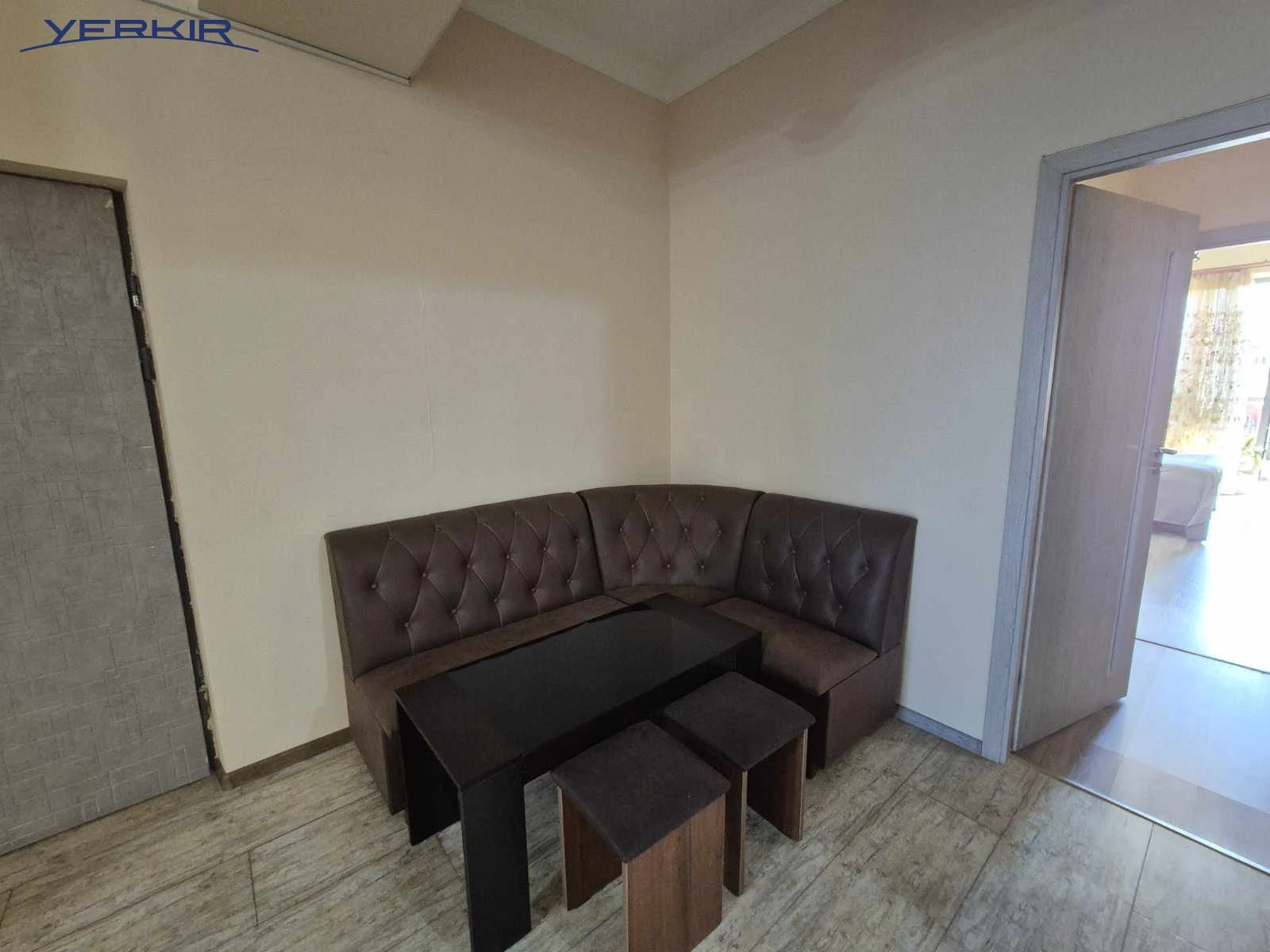 Квартиры Код 9+3615122