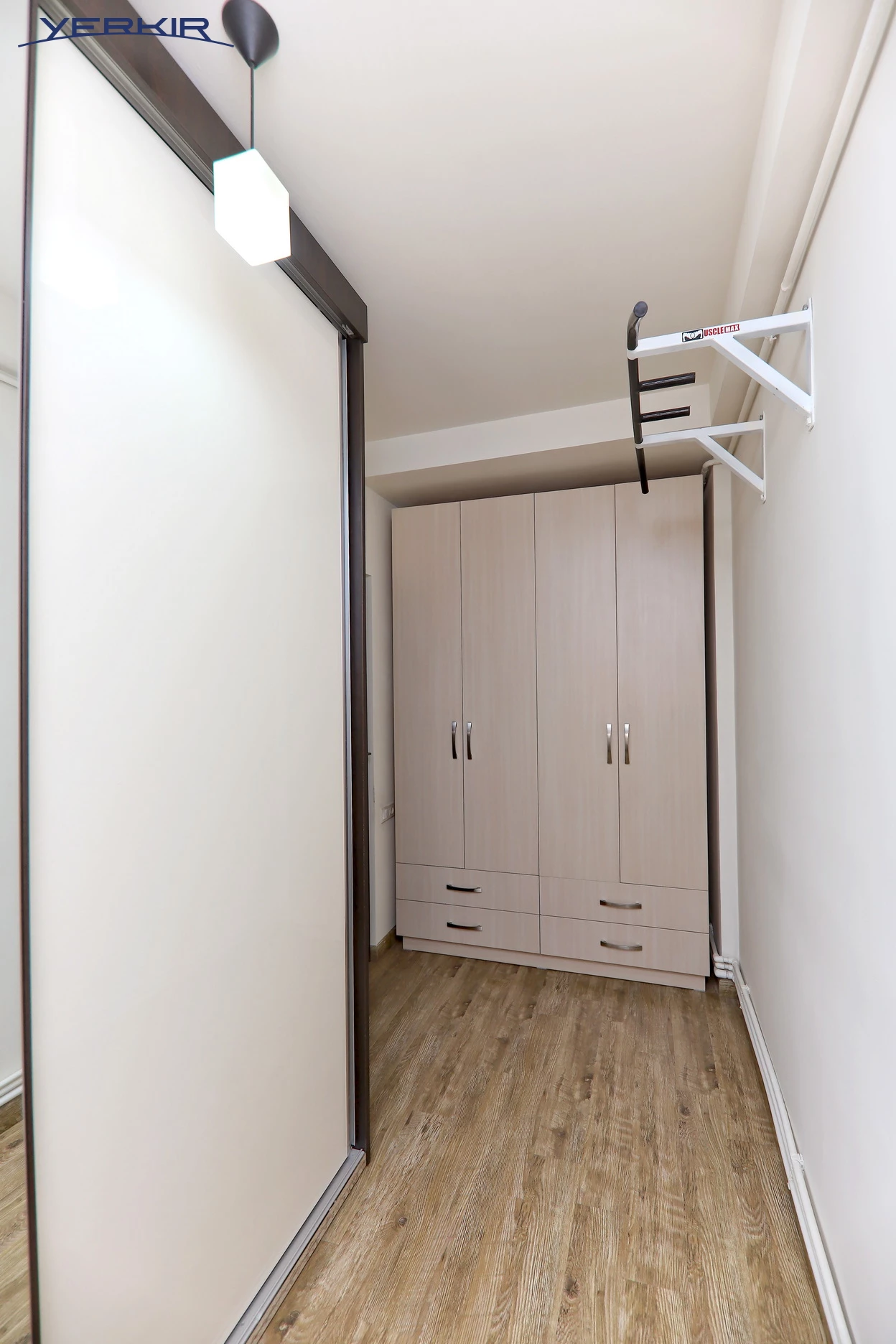 Apartments Code: 5+207405