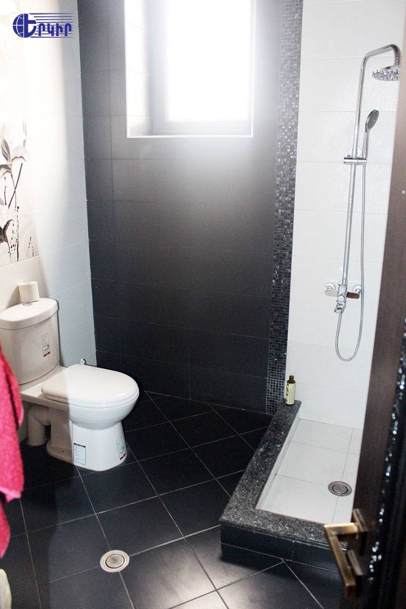 Առանձնատներ Կոդ` 6+50799