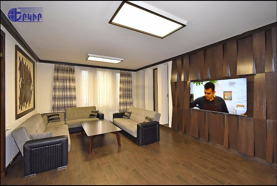 Առանձնատներ Կոդ` 5+50149