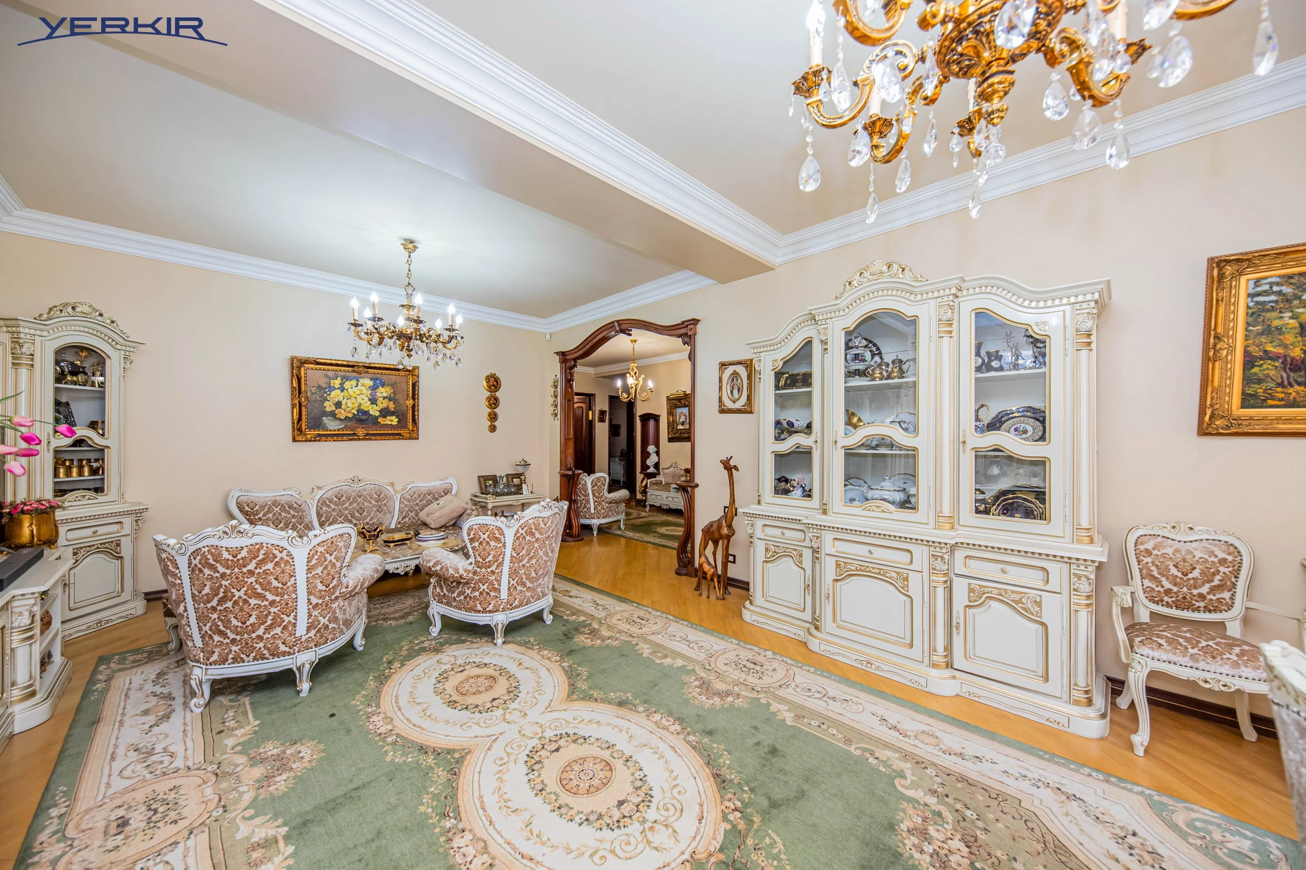 Բնակարաններ Կոդ` 5+412782