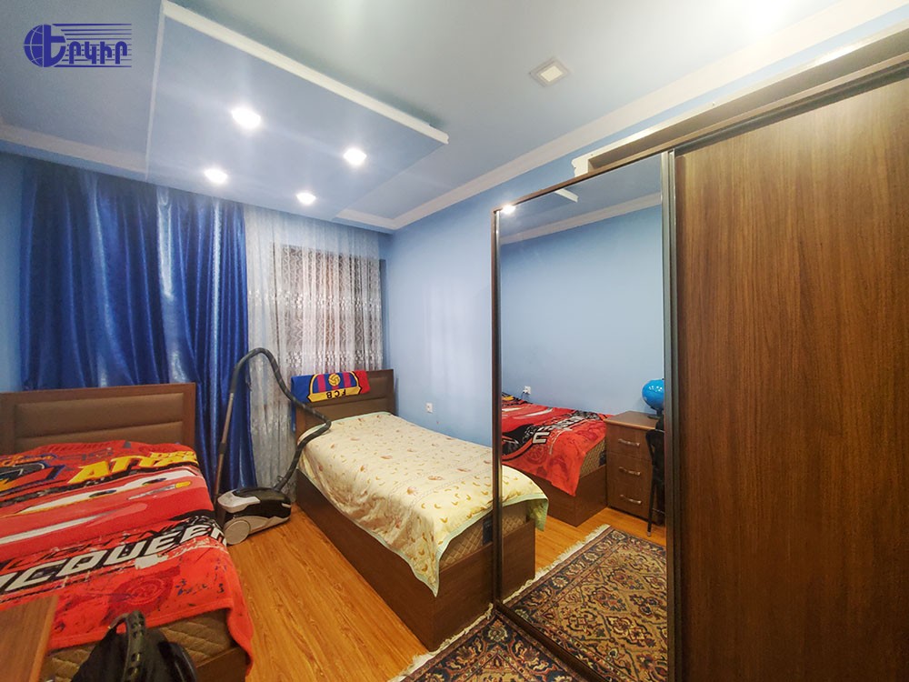 Առանձնատներ Կոդ` 2+51008