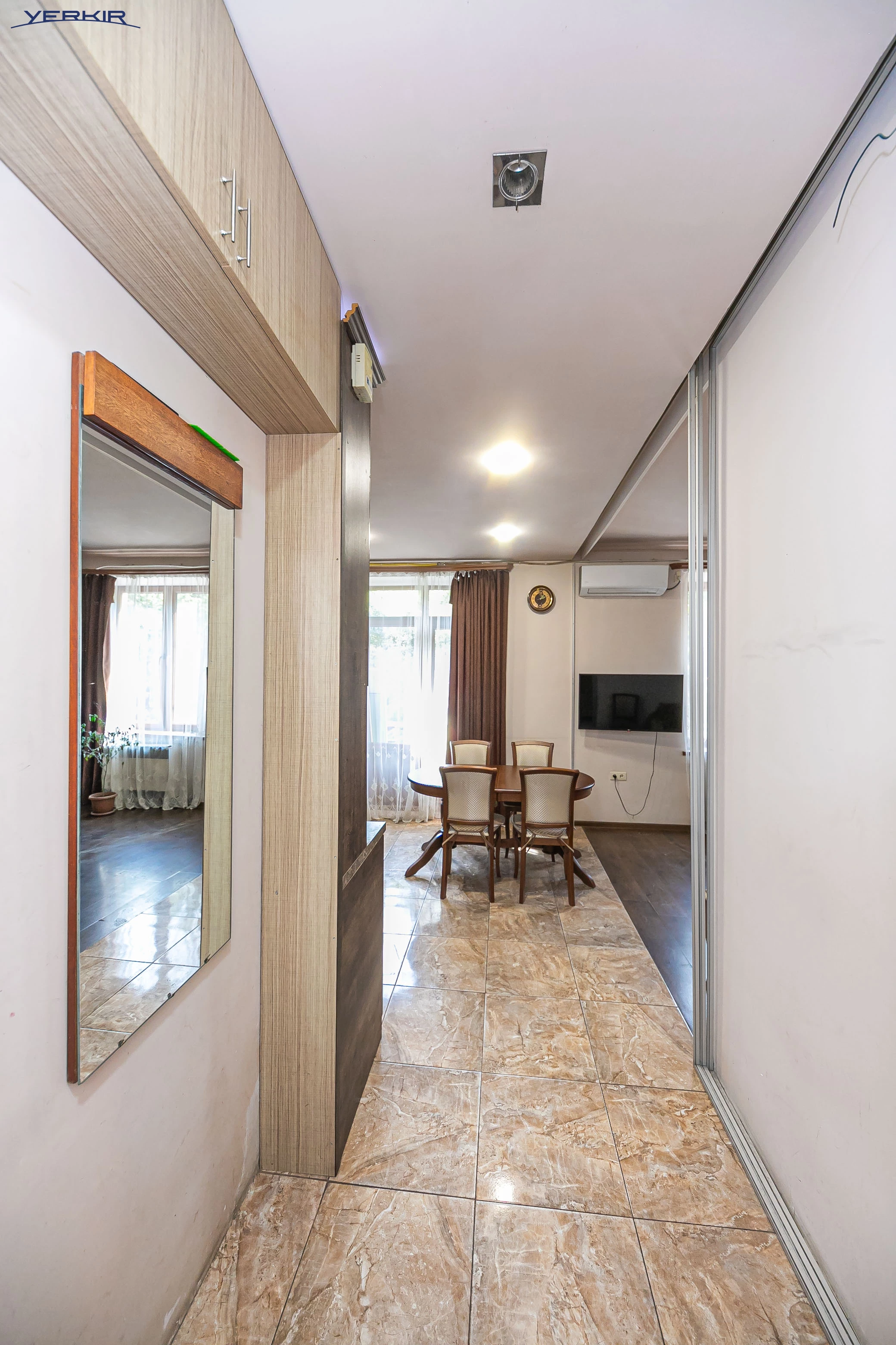 Apartments Code: 1+120218