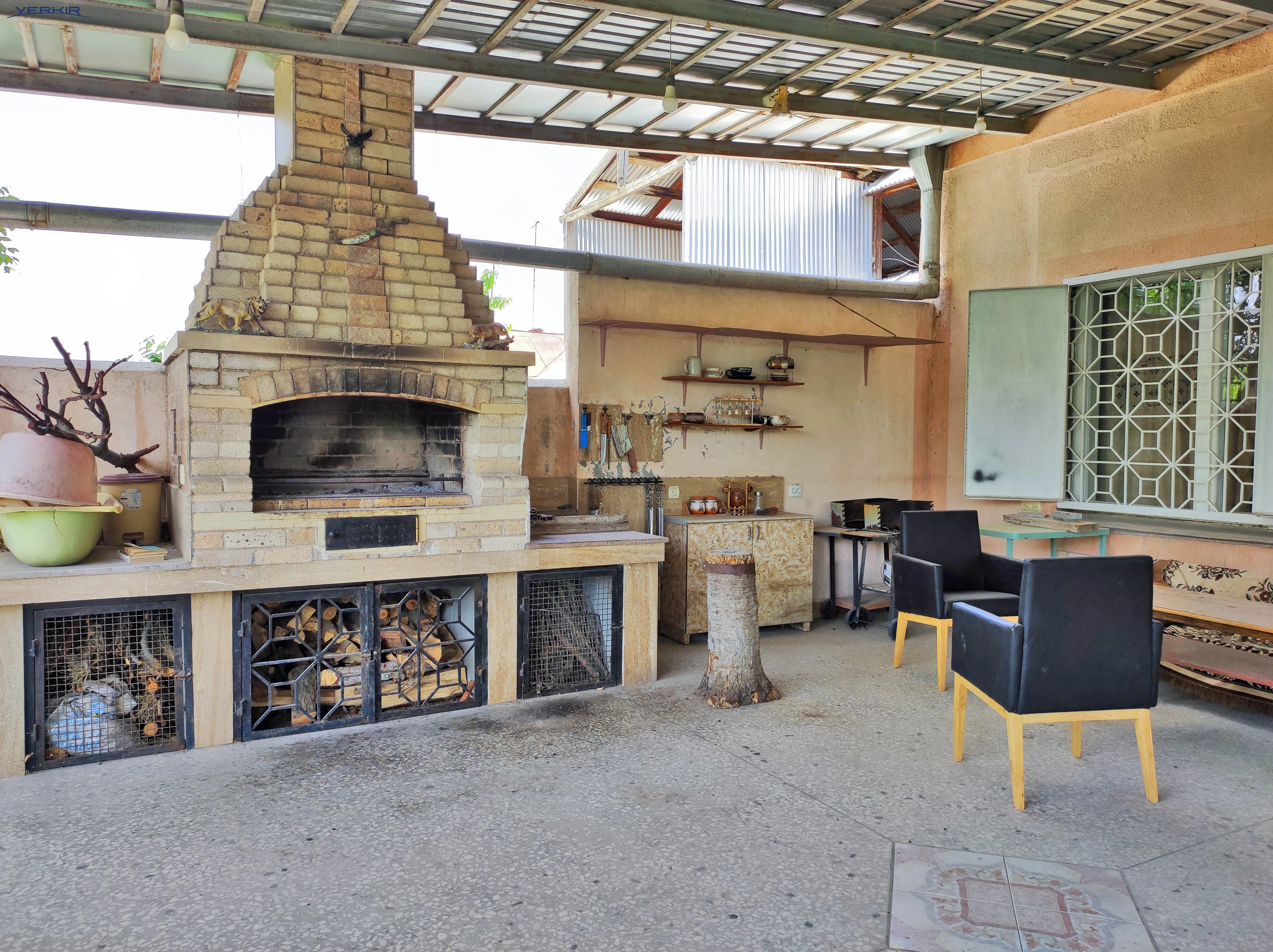 Առանձնատներ Կոդ` 4+511037