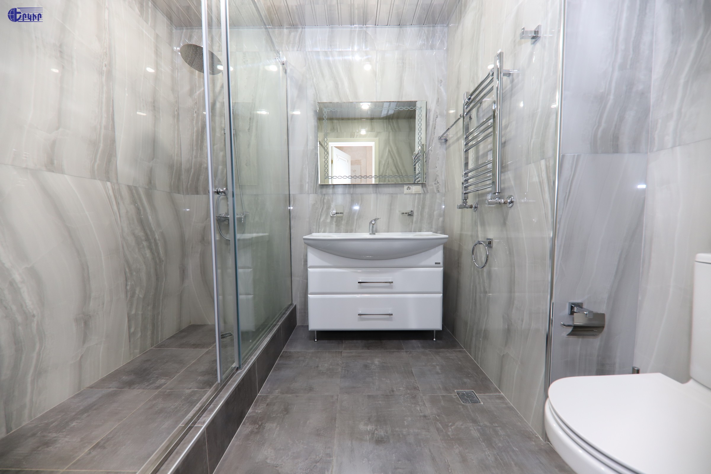 Apartments Code: 10+40032