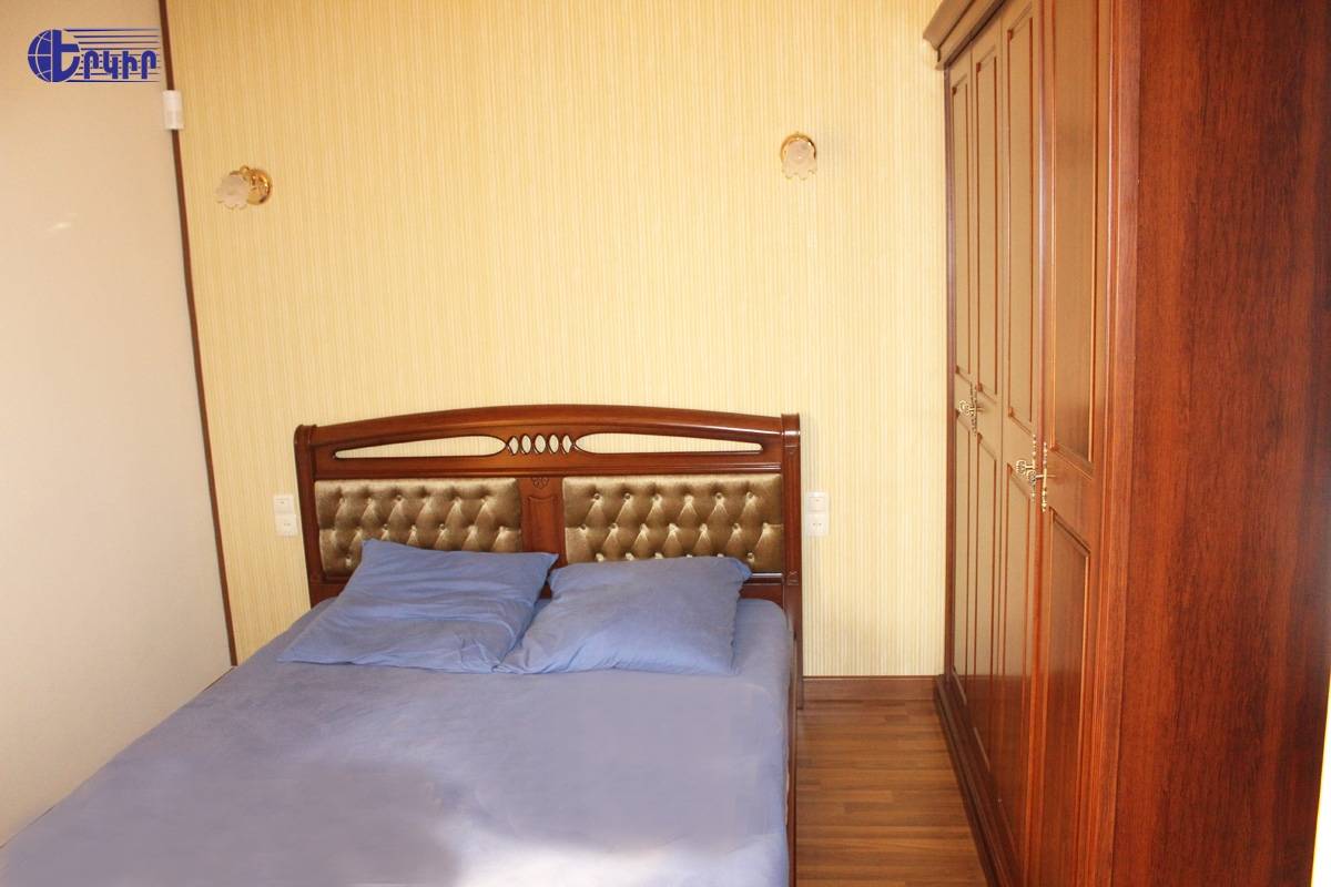 Առանձնատներ Կոդ` 5+50448