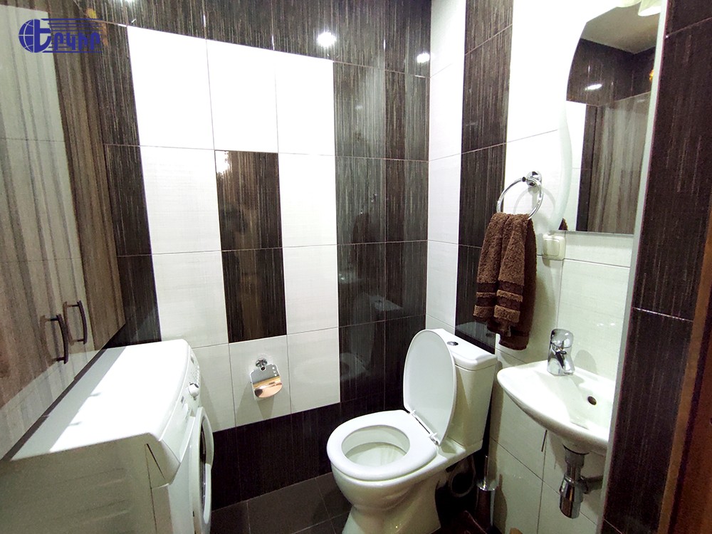 Բնակարաններ Կոդ` 10+300037