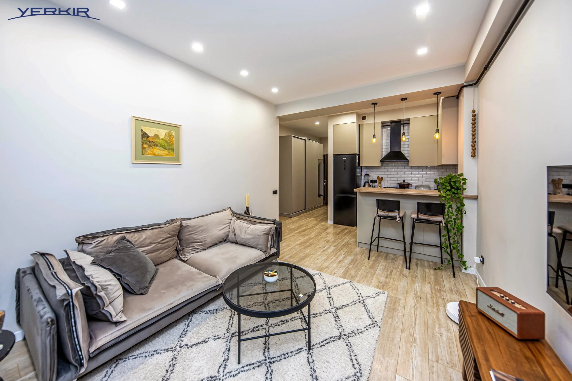 Квартиры Код 9+213236